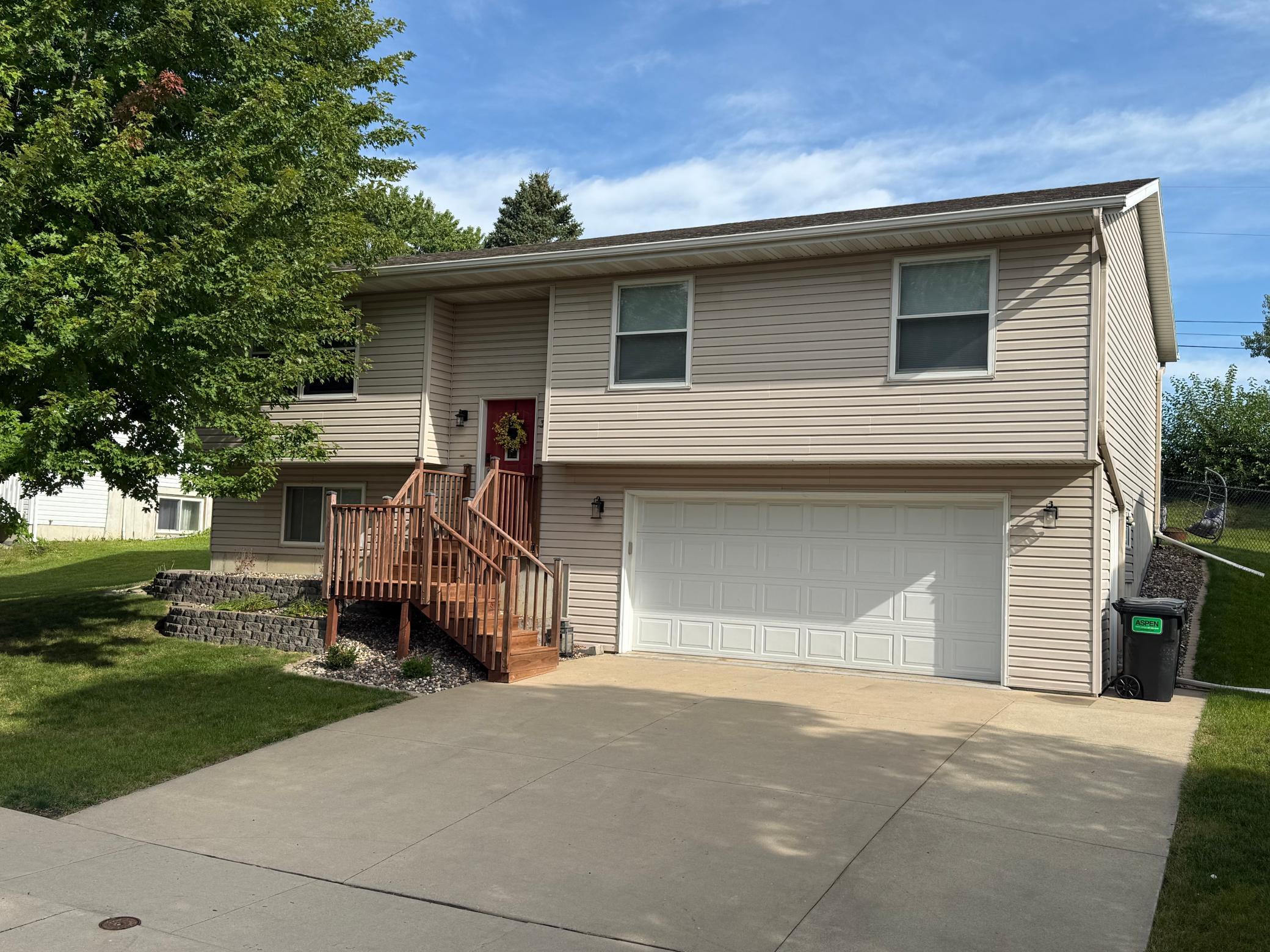 3065 Rose Heights Drive SE, Rochester MN 55904