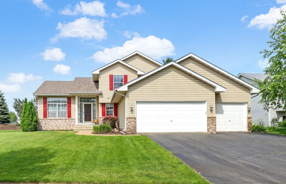15751 Cicerone Path, Rosemount MN 55068