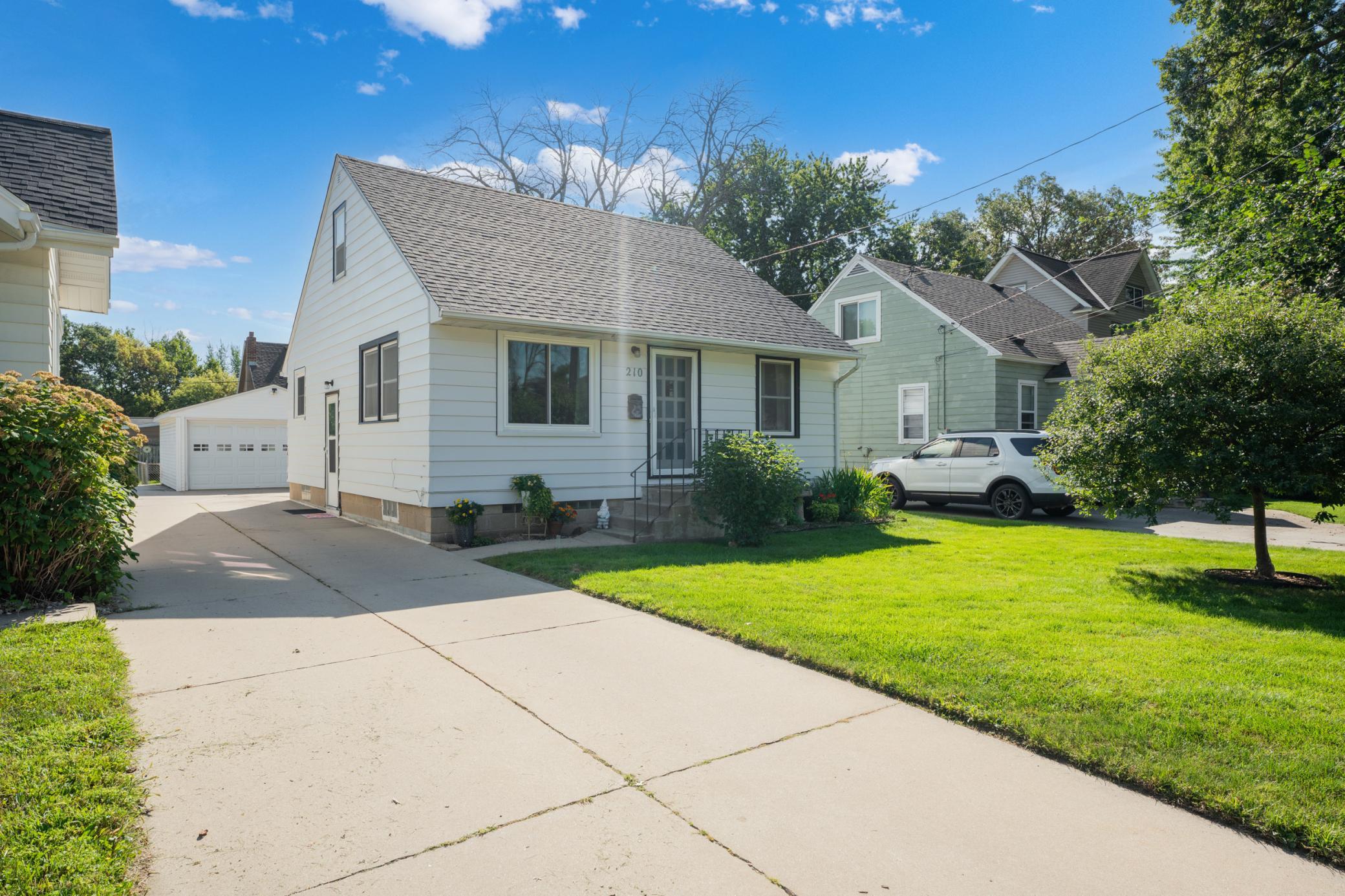 210 11th Avenue NE, Rochester MN 55906