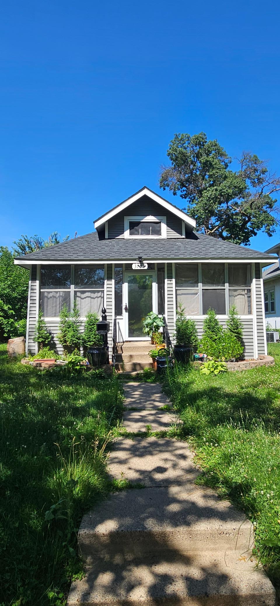 3739 Washburn Avenue N, Minneapolis MN 55412