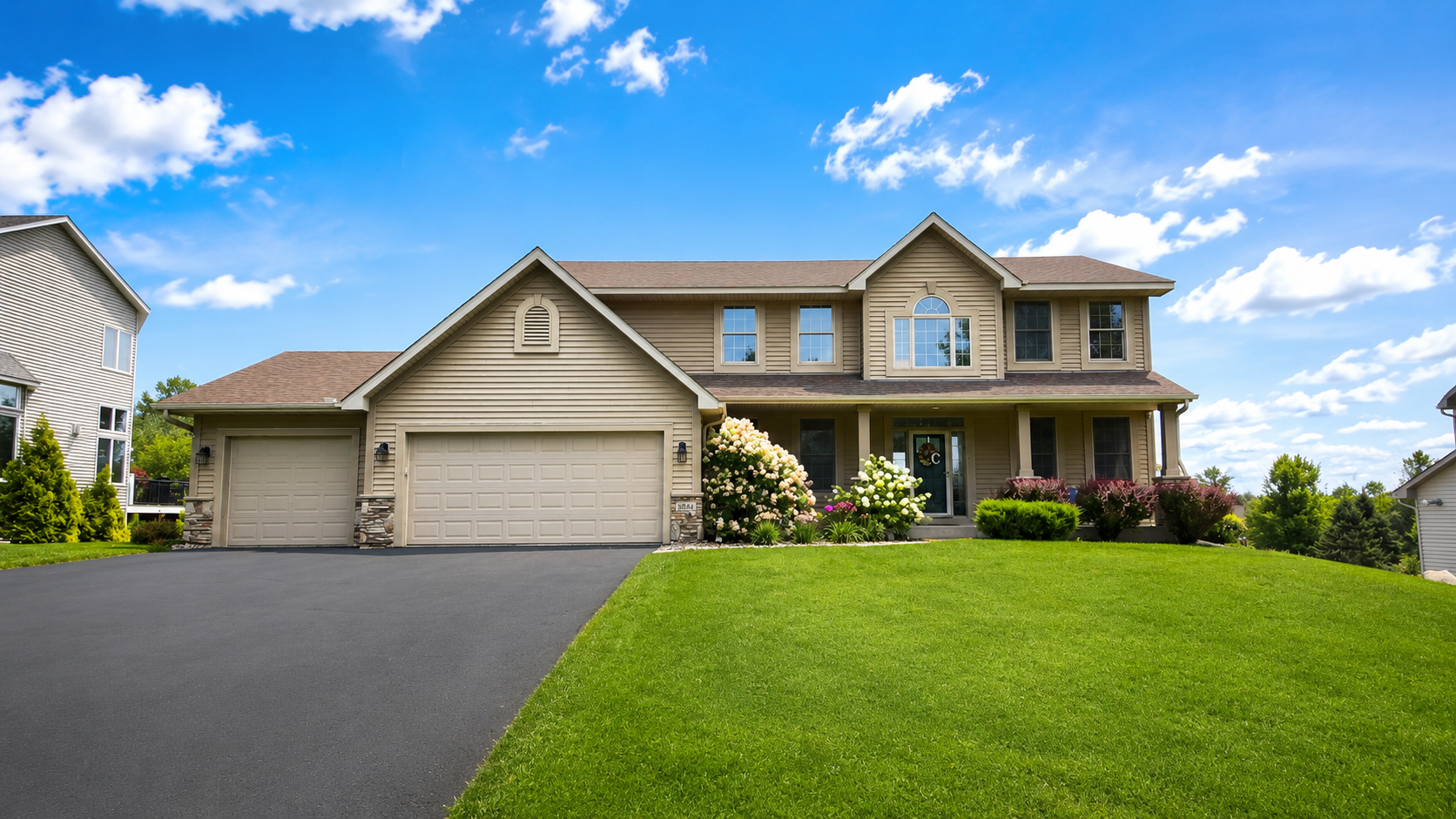 18344 Lake Forest Drive, Lakeville MN 55044