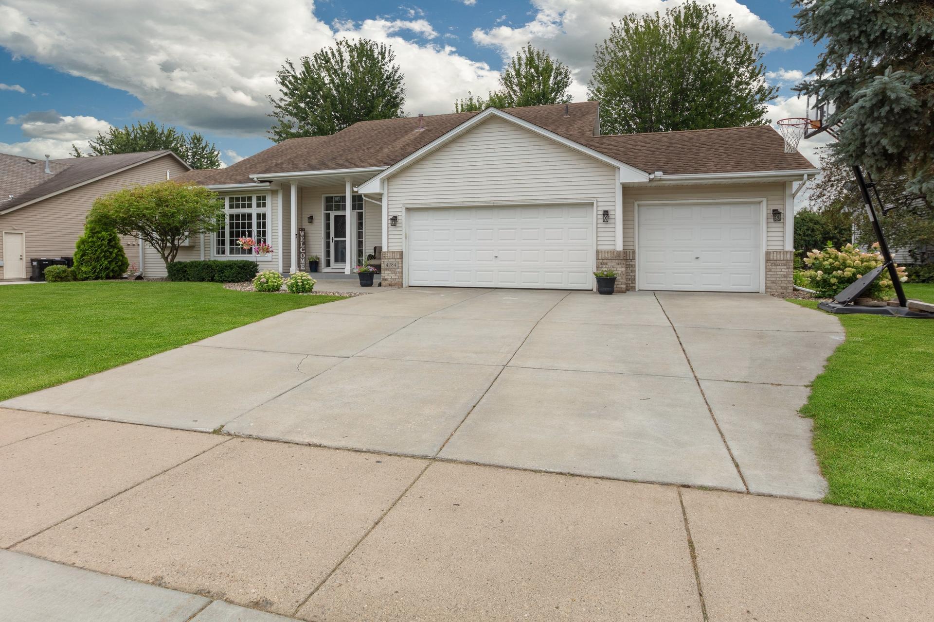 4284 143rd Street W, Rosemount MN 55068