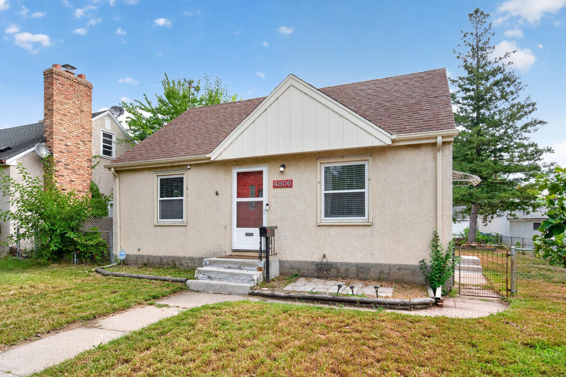 4806 Fremont Avenue N, Minneapolis MN 55430