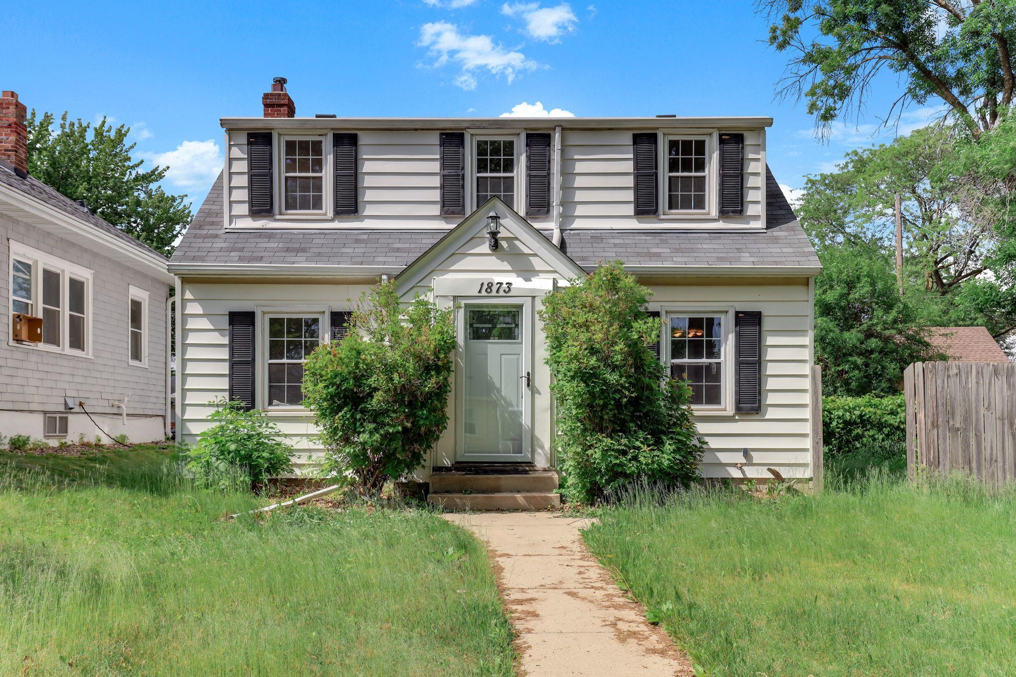 1873 Hawthorne Avenue E, Saint Paul MN 55119