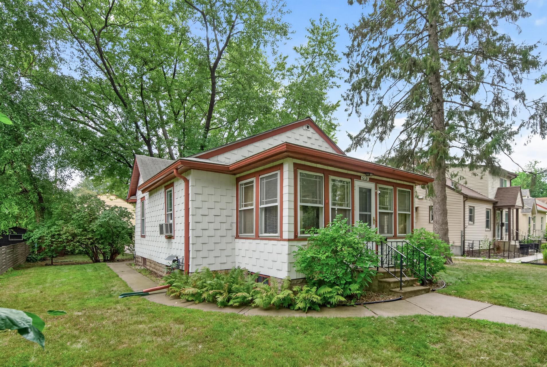 5131 37th Avenue S, Minneapolis MN 55417