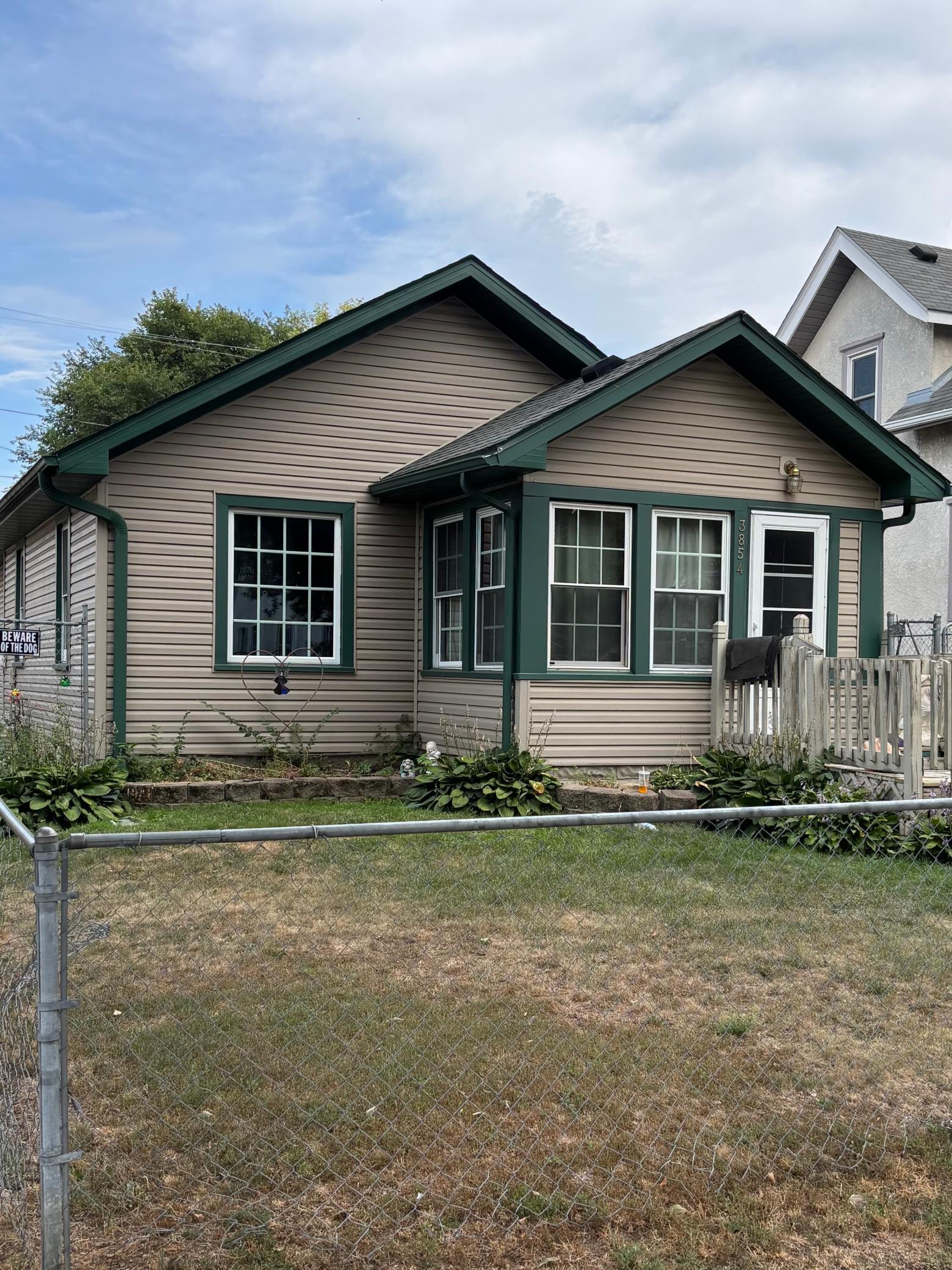 3854 Colfax Avenue N, Minneapolis MN 55412