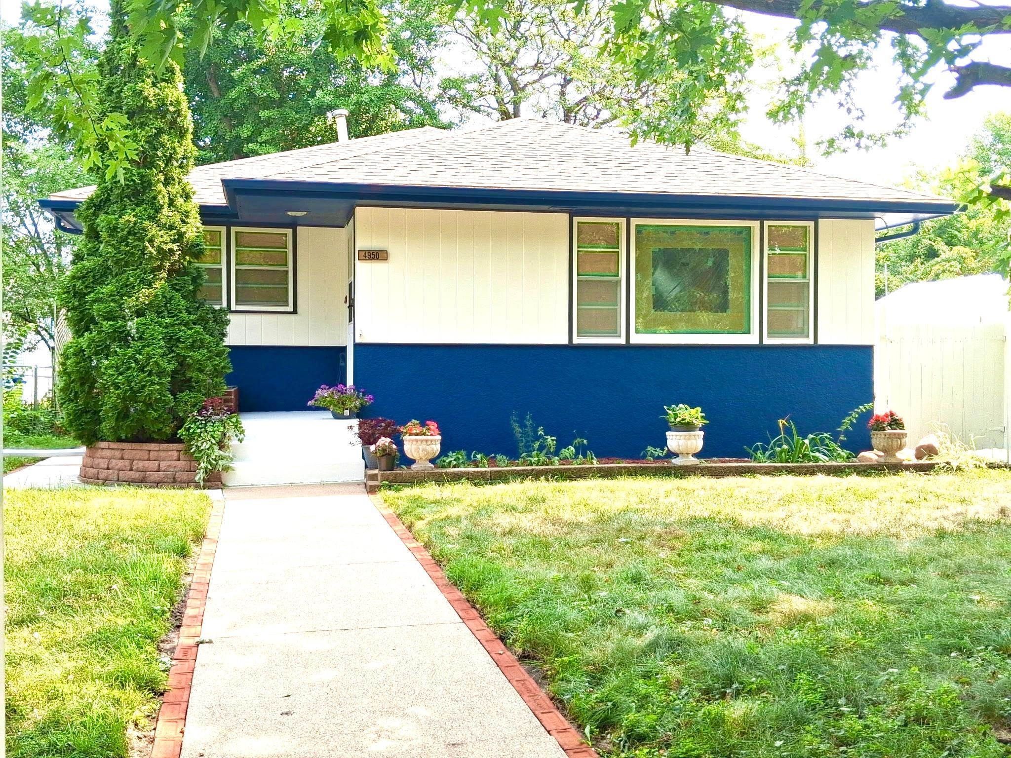 4950 Penn Avenue N, Minneapolis MN 55430
