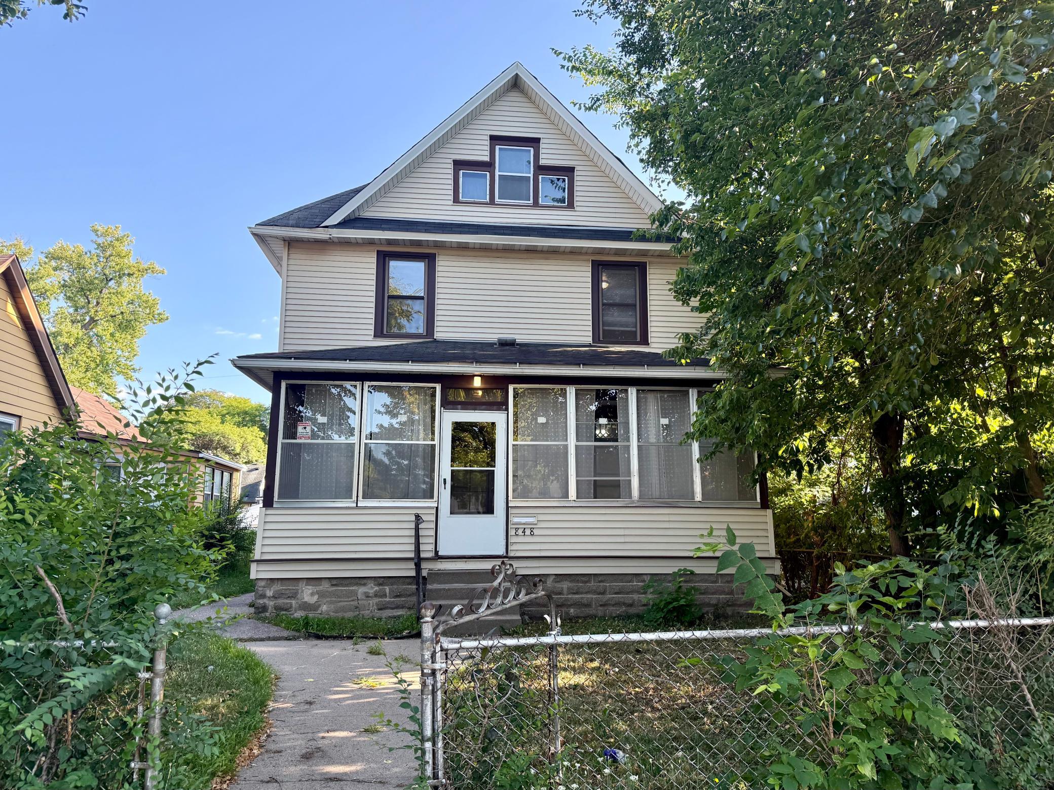 848 Beech Street, Saint Paul MN 55106