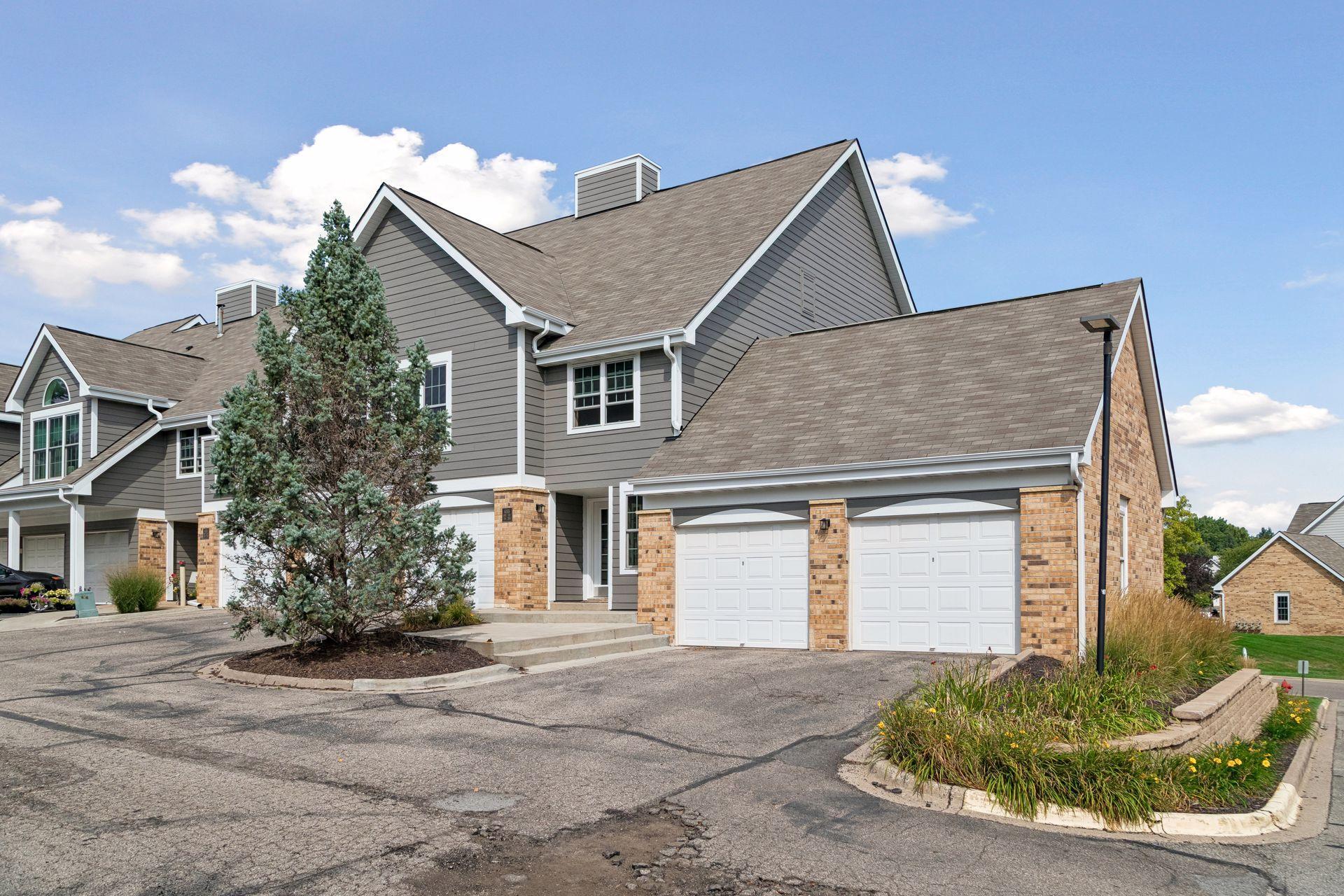 6155 Chasewood Parkway Unit 201, Minnetonka MN 55343
