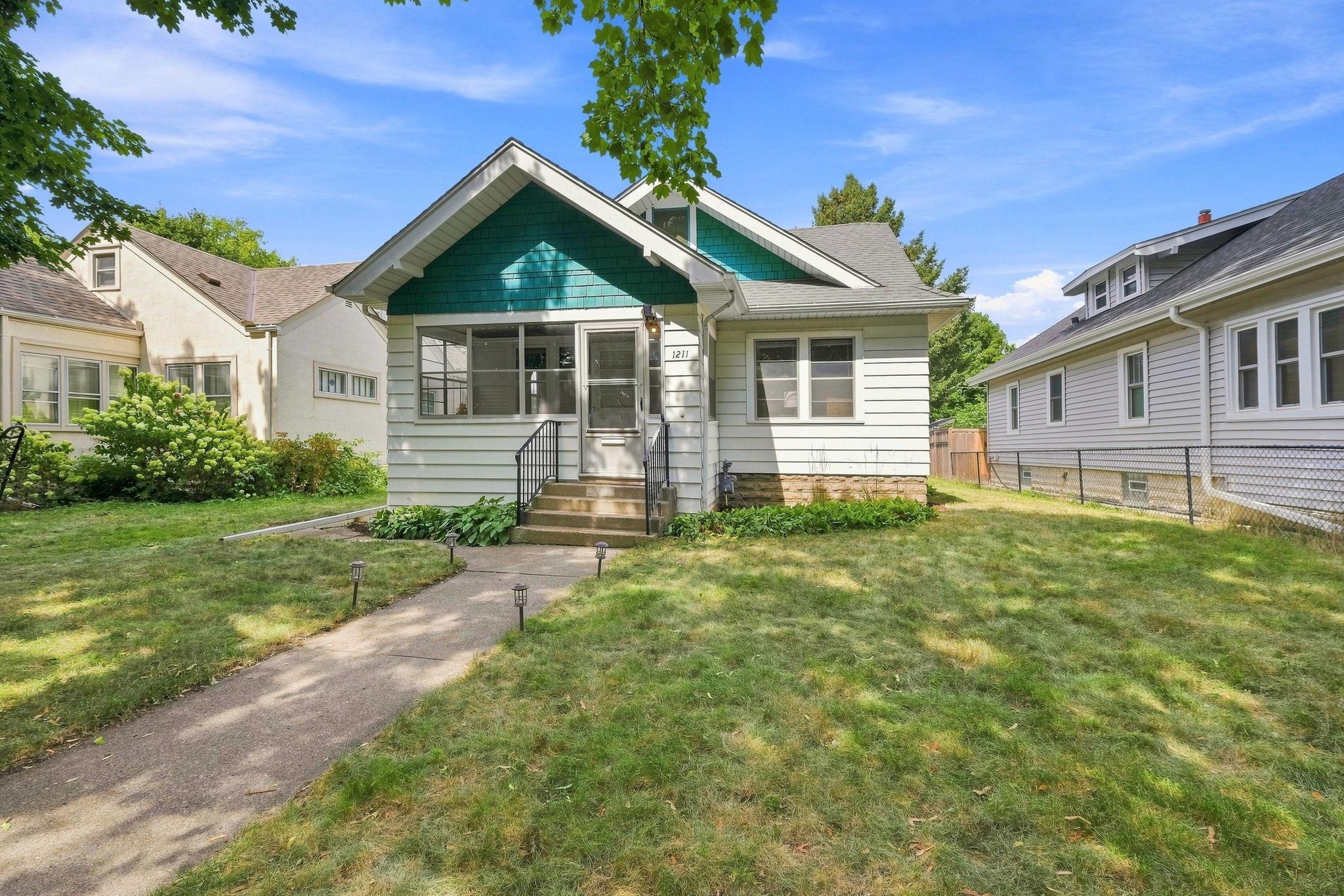 1211 Blair Avenue, Saint Paul MN 55104