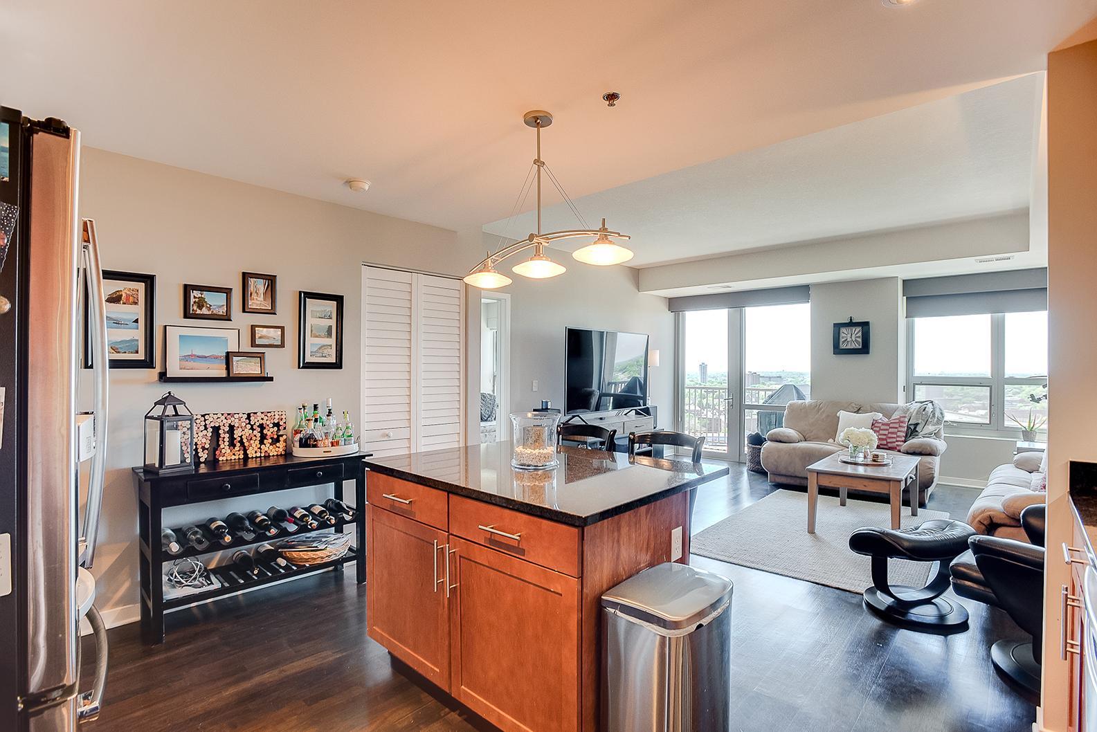 929 Portland Avenue Unit 1807, Minneapolis MN 55404
