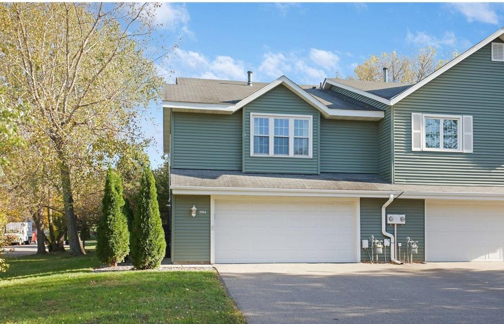 2561 Copper Cliff Trail, Woodbury MN 55125