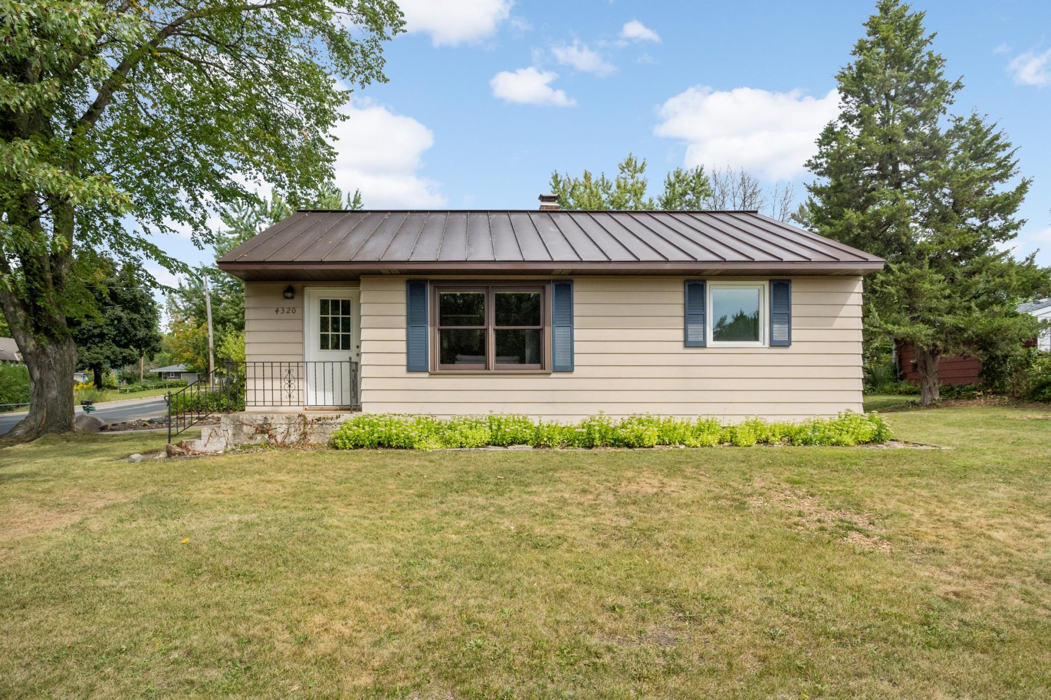 4320 Pleasant Street SE, Prior Lake MN 55372