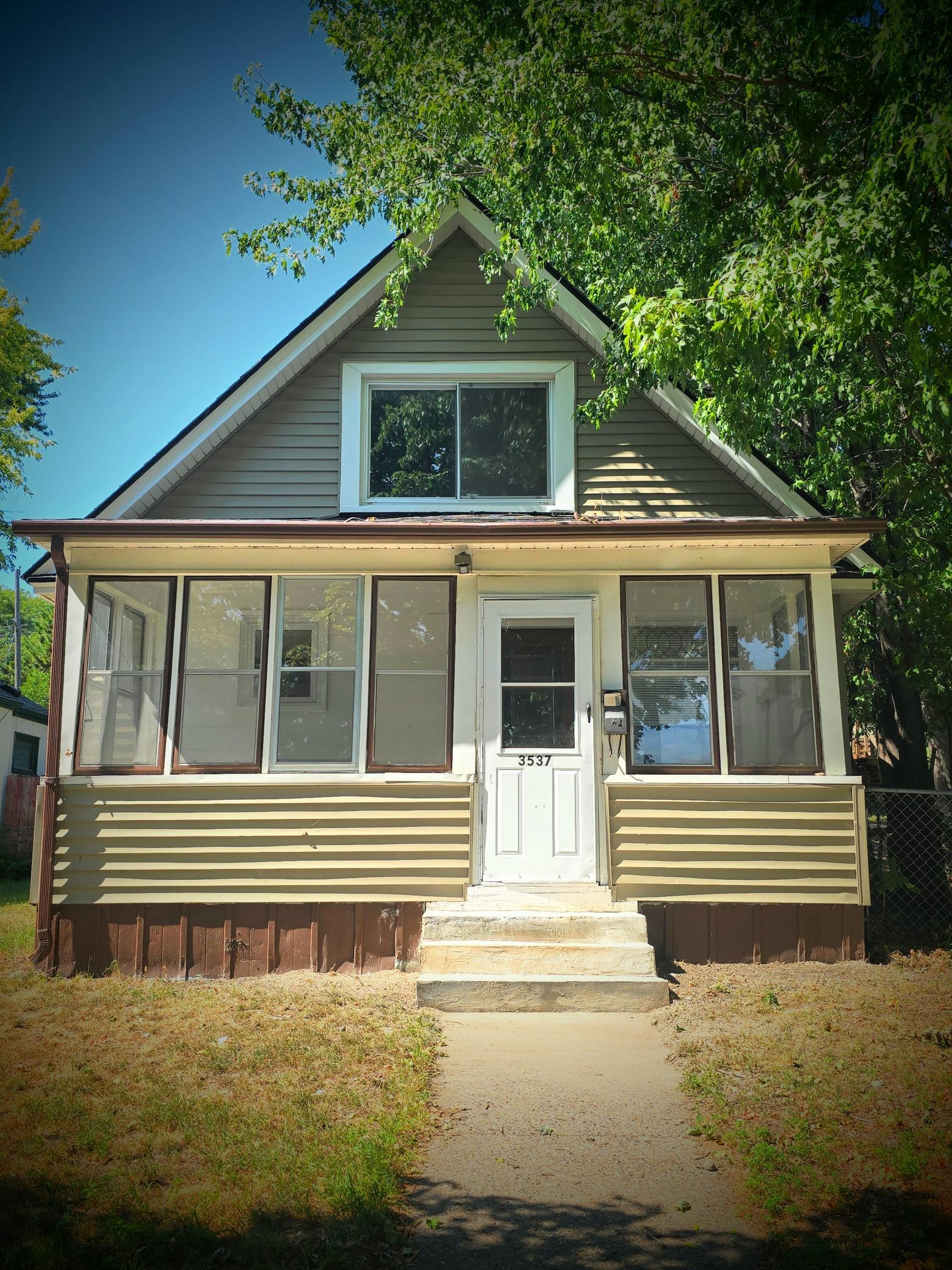 3537 N 3rd Street, Minneapolis MN 55412