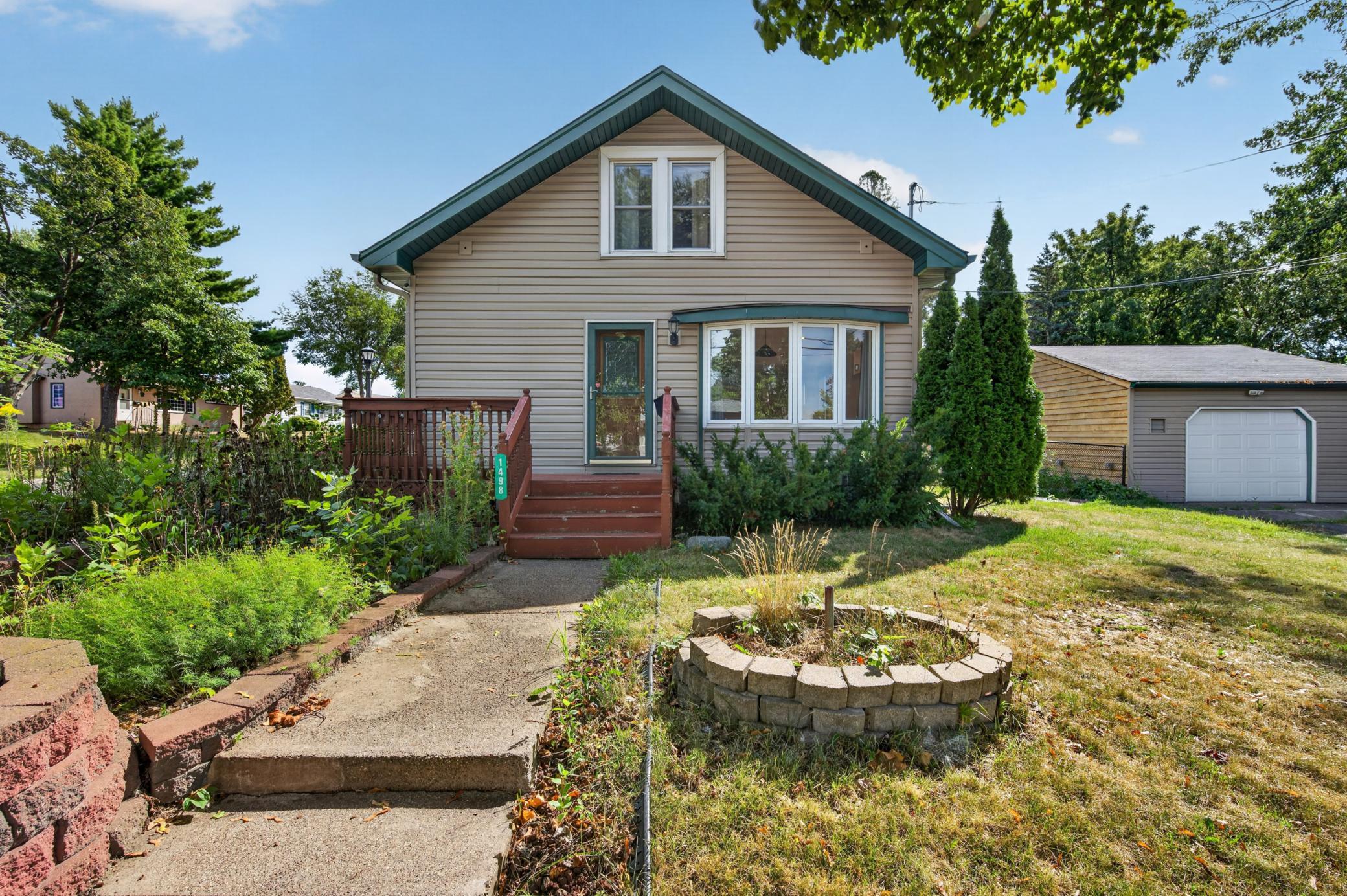1498 Hazelwood Street, Saint Paul MN 55106