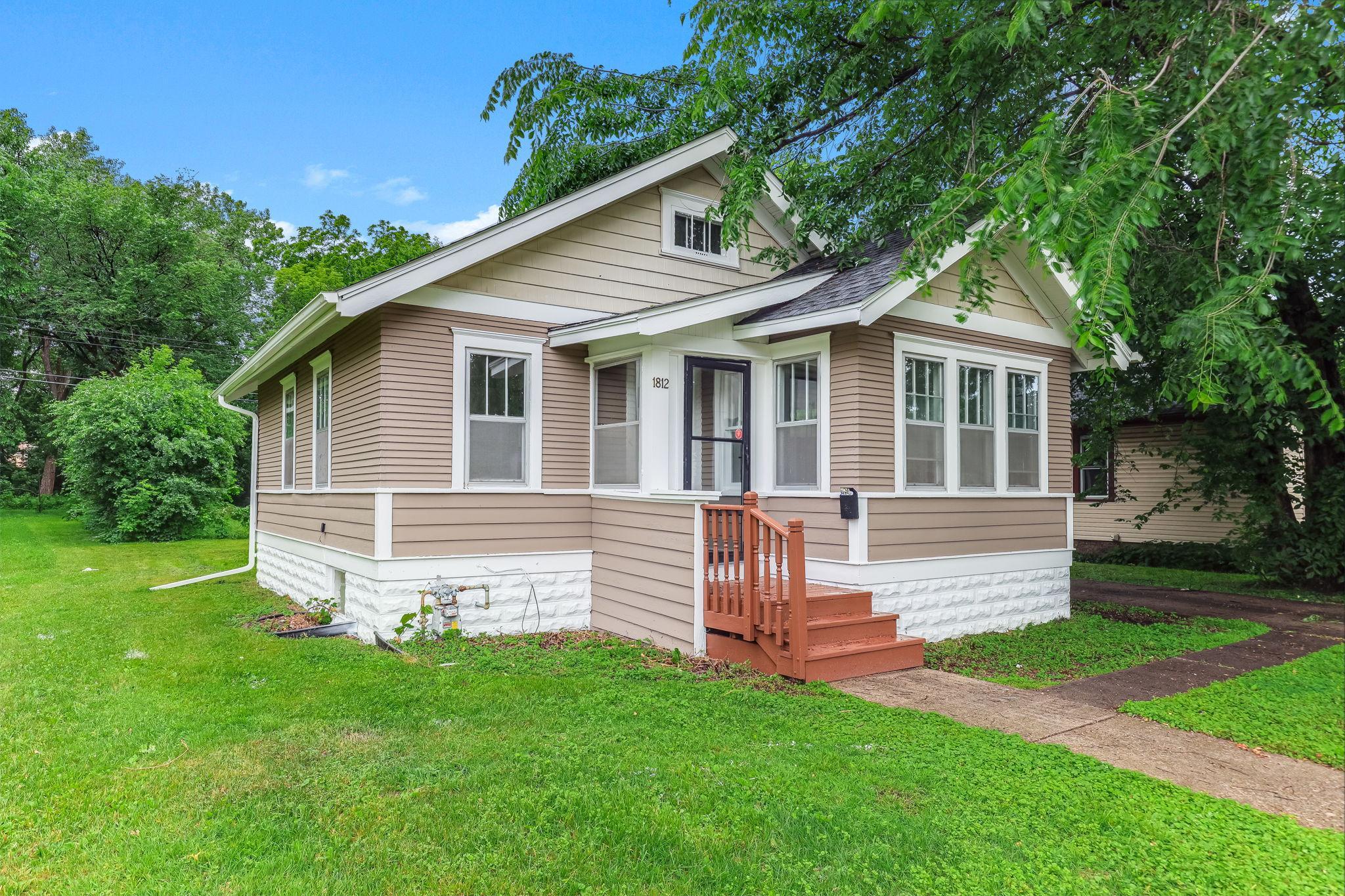 1812 Minnehaha Avenue E, Saint Paul MN 55119