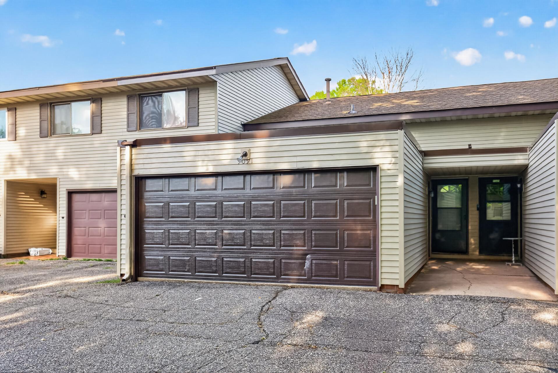 9091 207th Street W, Lakeville MN 55044