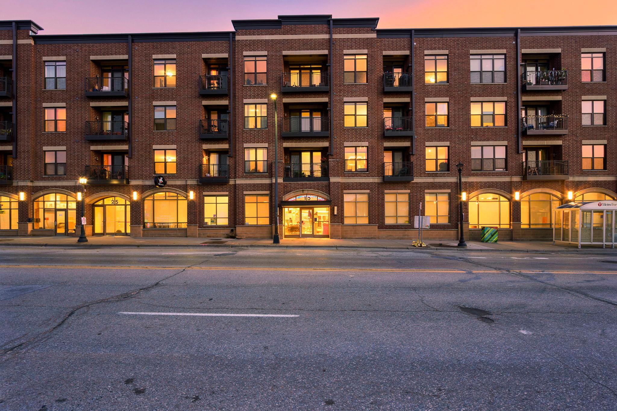 15 E Franklin Avenue Unit 210, Minneapolis MN 55404