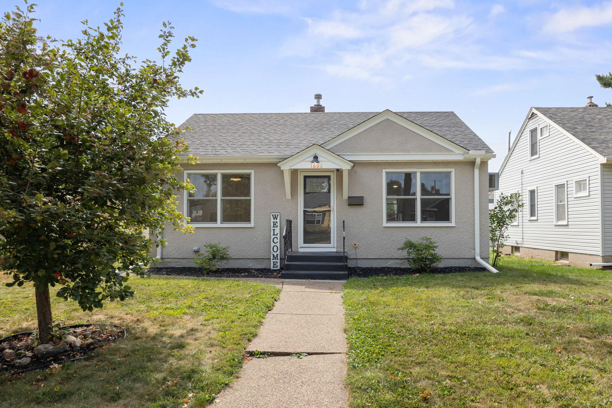 1696 Nevada Avenue E, Saint Paul MN 55106