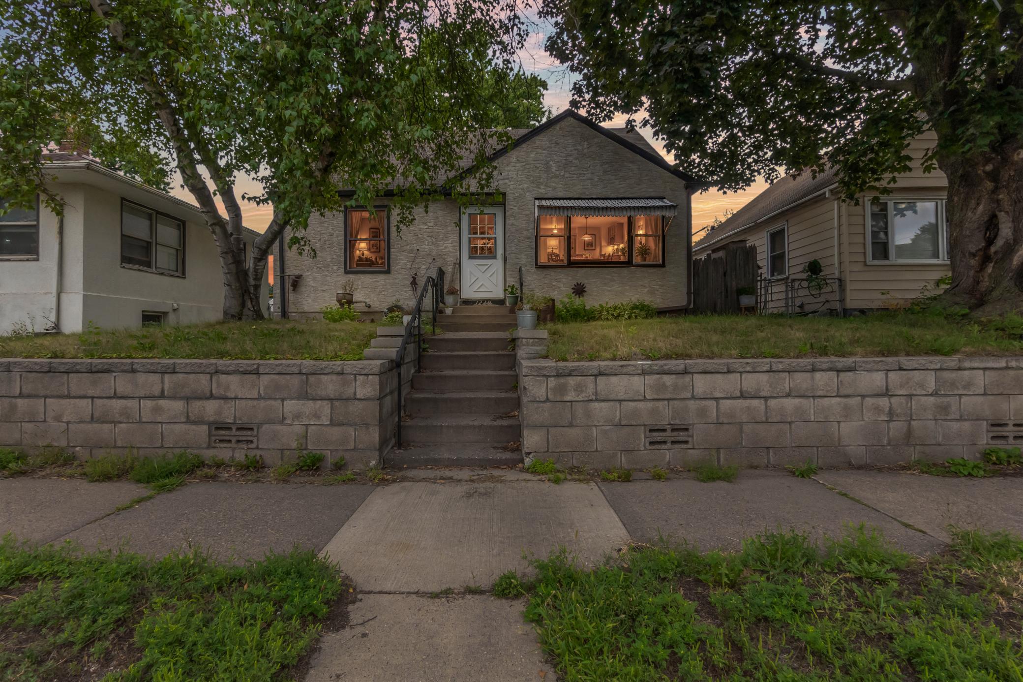 1229 7th Street E, Saint Paul MN 55106