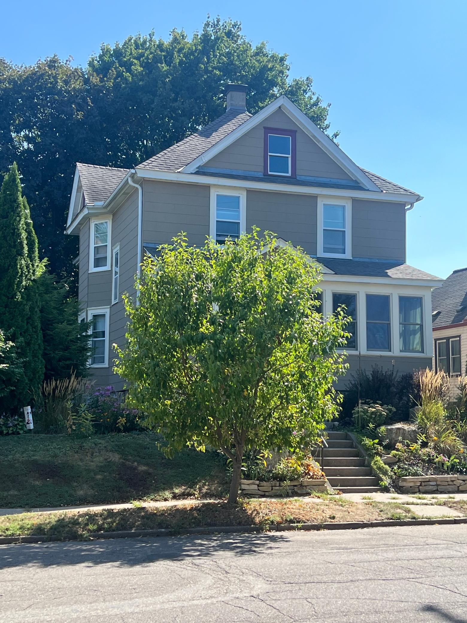 110 Winifred Street W, Saint Paul MN 55107