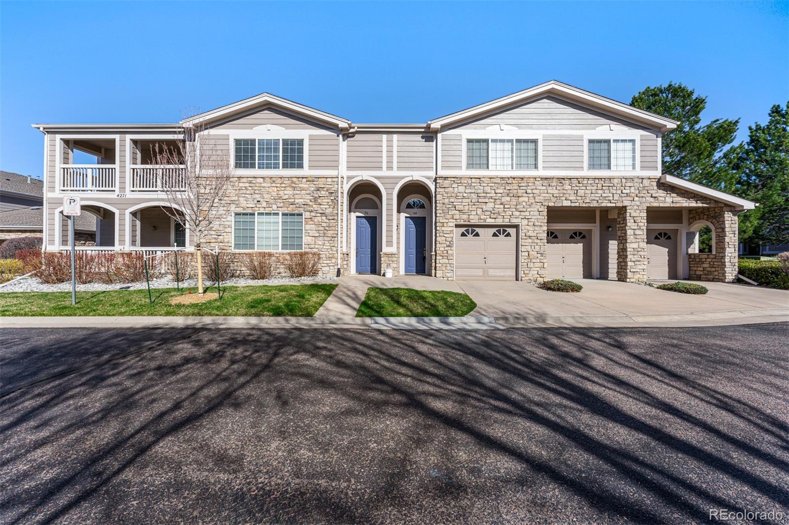 4271 S Blackhawk Circle Unit 2H, Aurora CO 80014