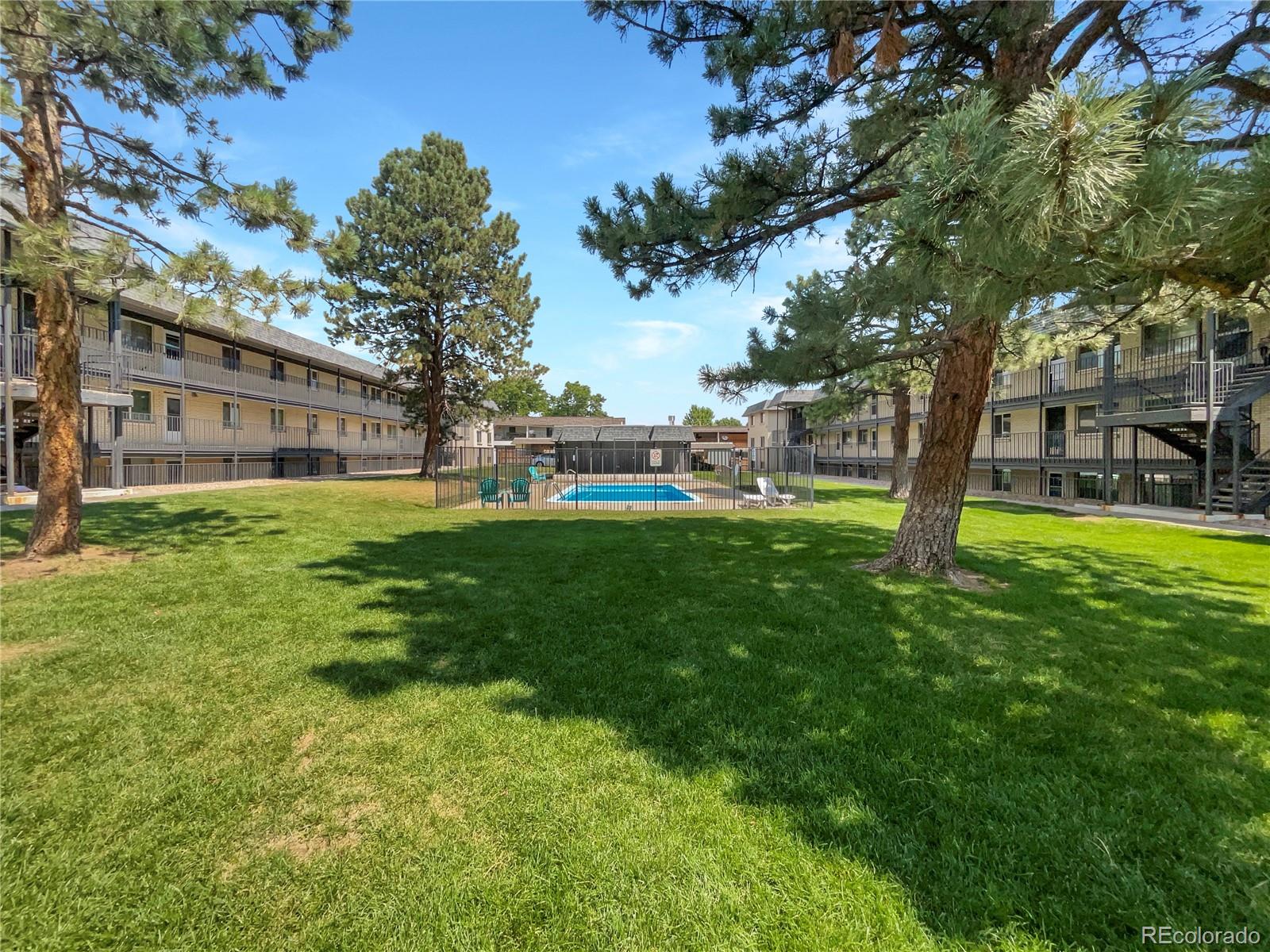 1723 Robb Street Unit 31, Lakewood CO 80215