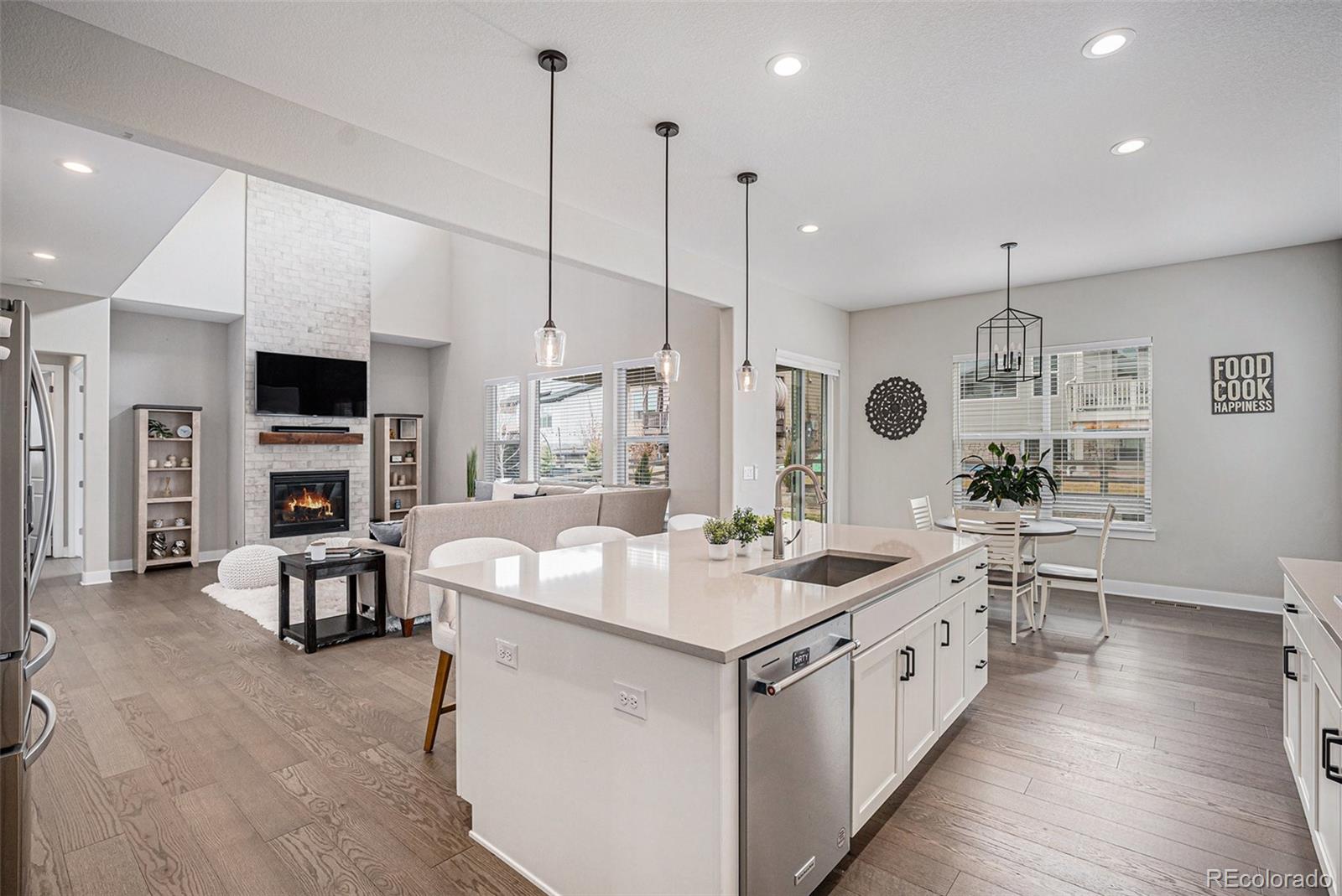 6733 S Waterloo Court, Aurora CO 80016
