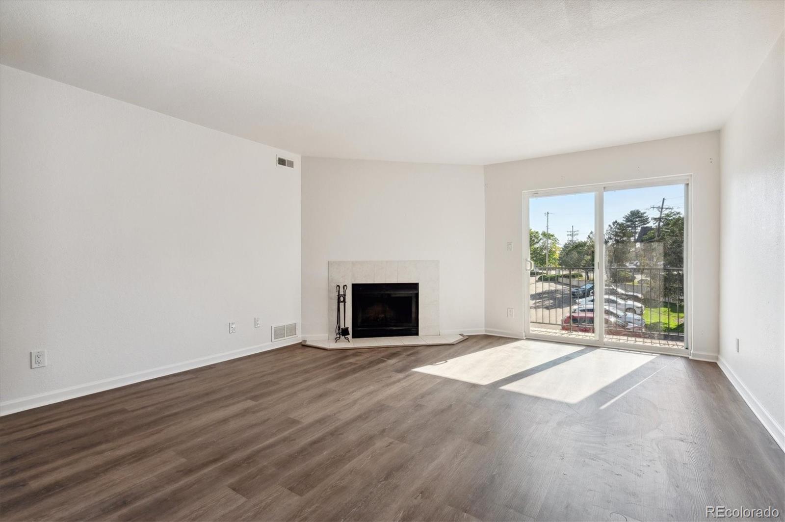13095 W Cedar Drive Unit 302, Lakewood CO 80228