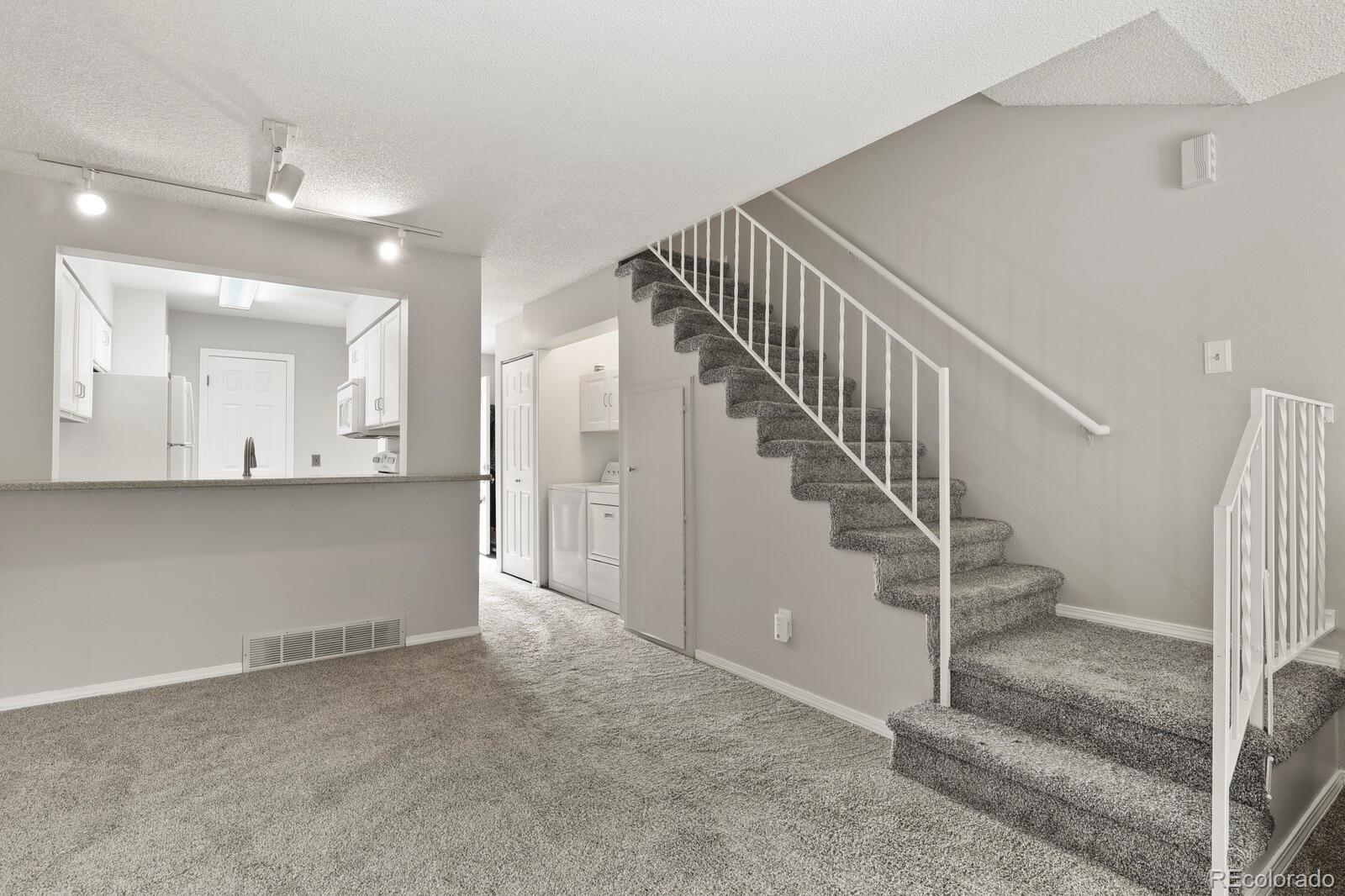 8879 W Floyd Avenue, Lakewood CO 80227