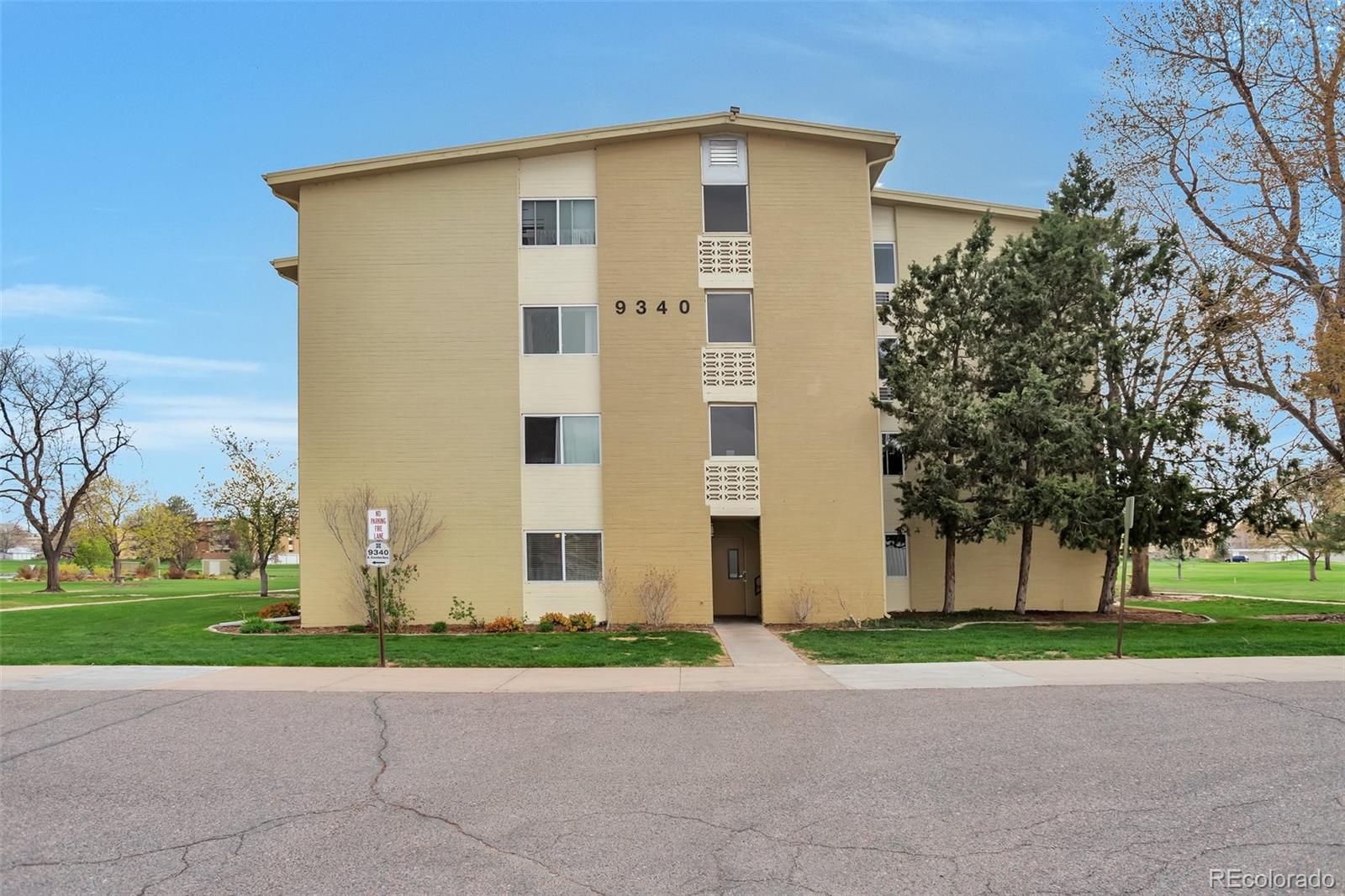 9340 E Center Avenue Unit 8A, Denver CO 80247