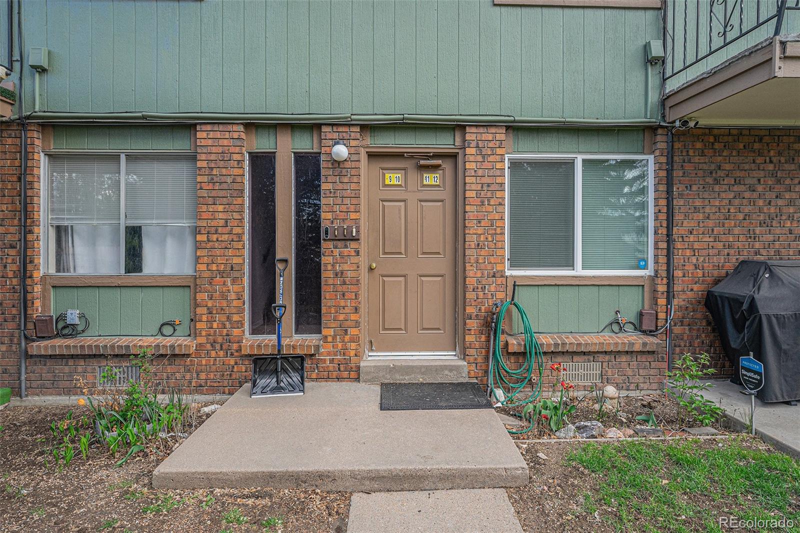 8870 W Jewell Avenue Unit 11, Lakewood CO 80232