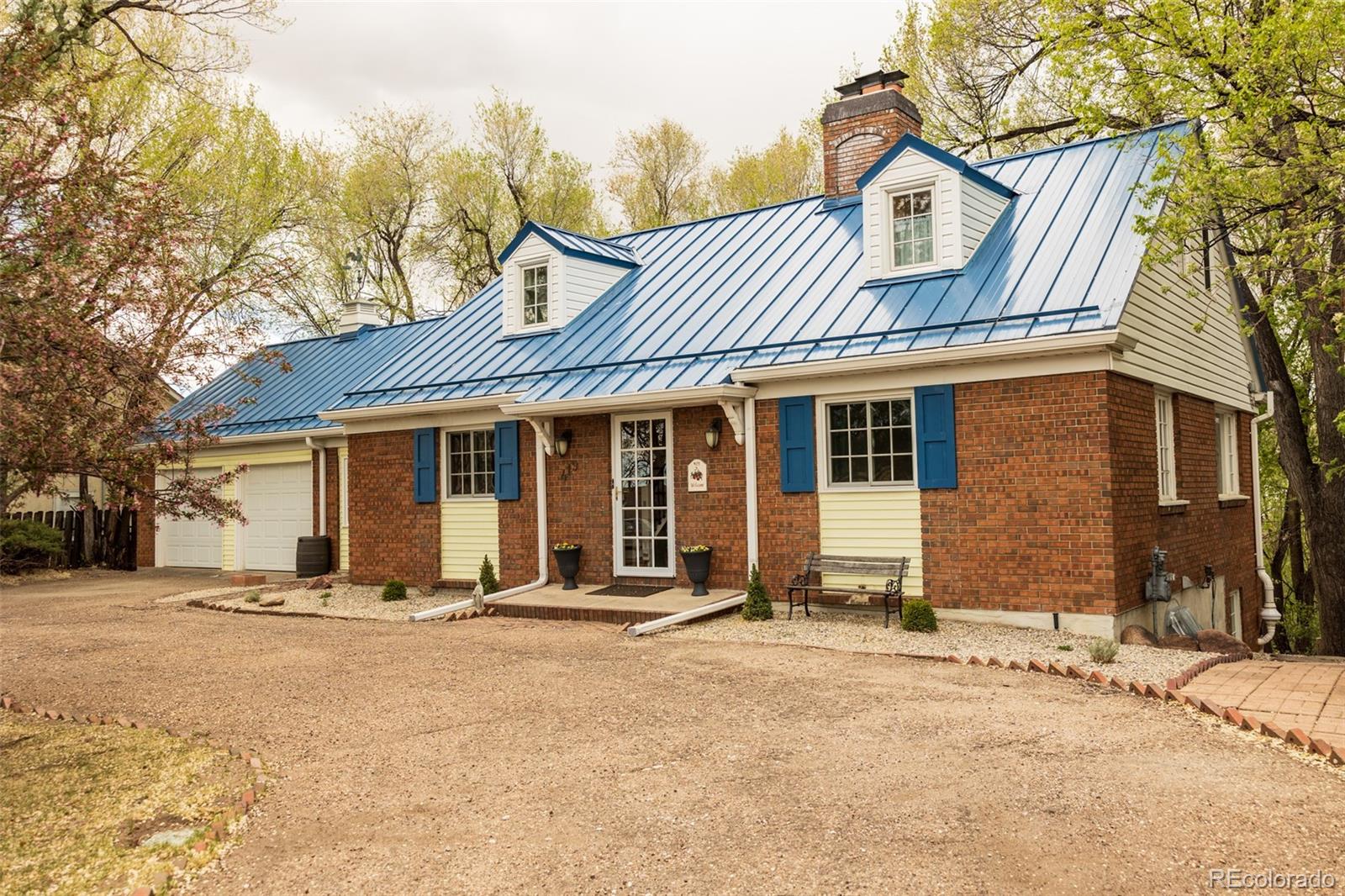 419 Chamberlin Place, Colorado Springs CO 80906