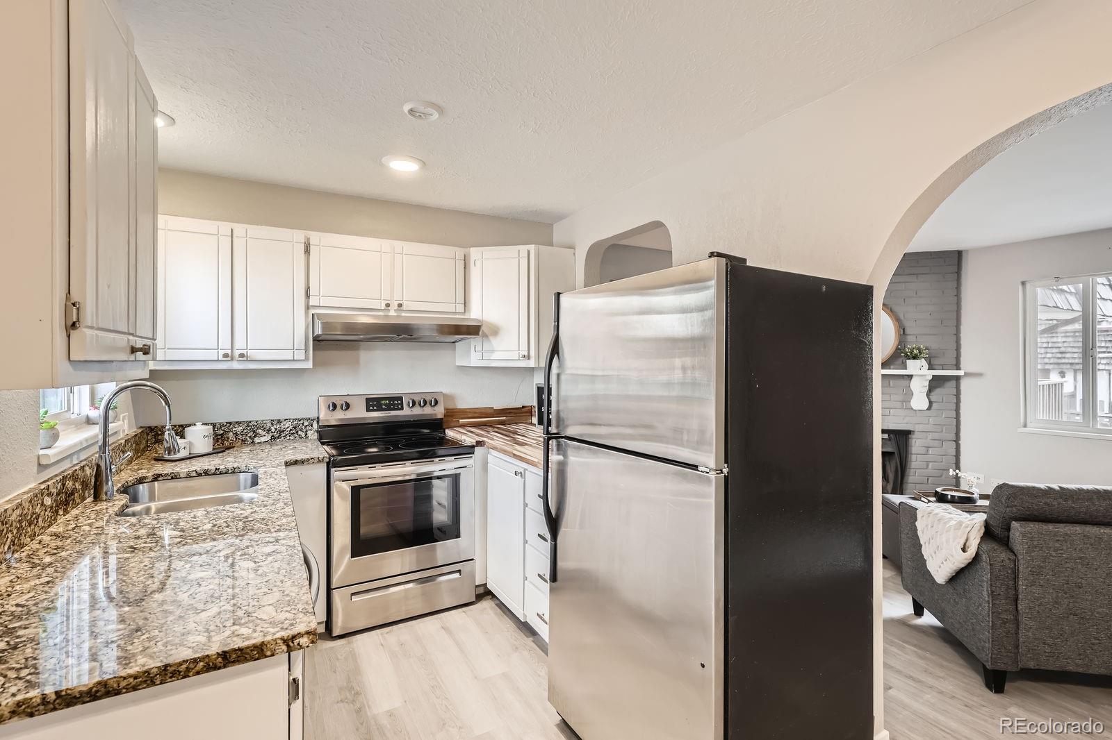 5491 E Warren Avenue Unit 224, Denver CO 80222
