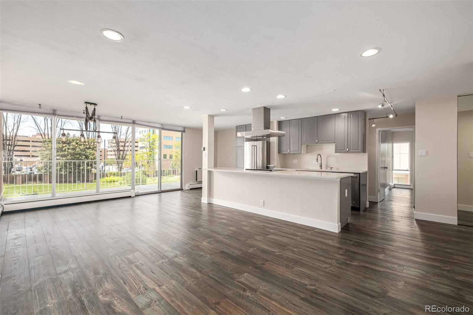 955 Eudora Street Unit 207E, Denver CO 80220