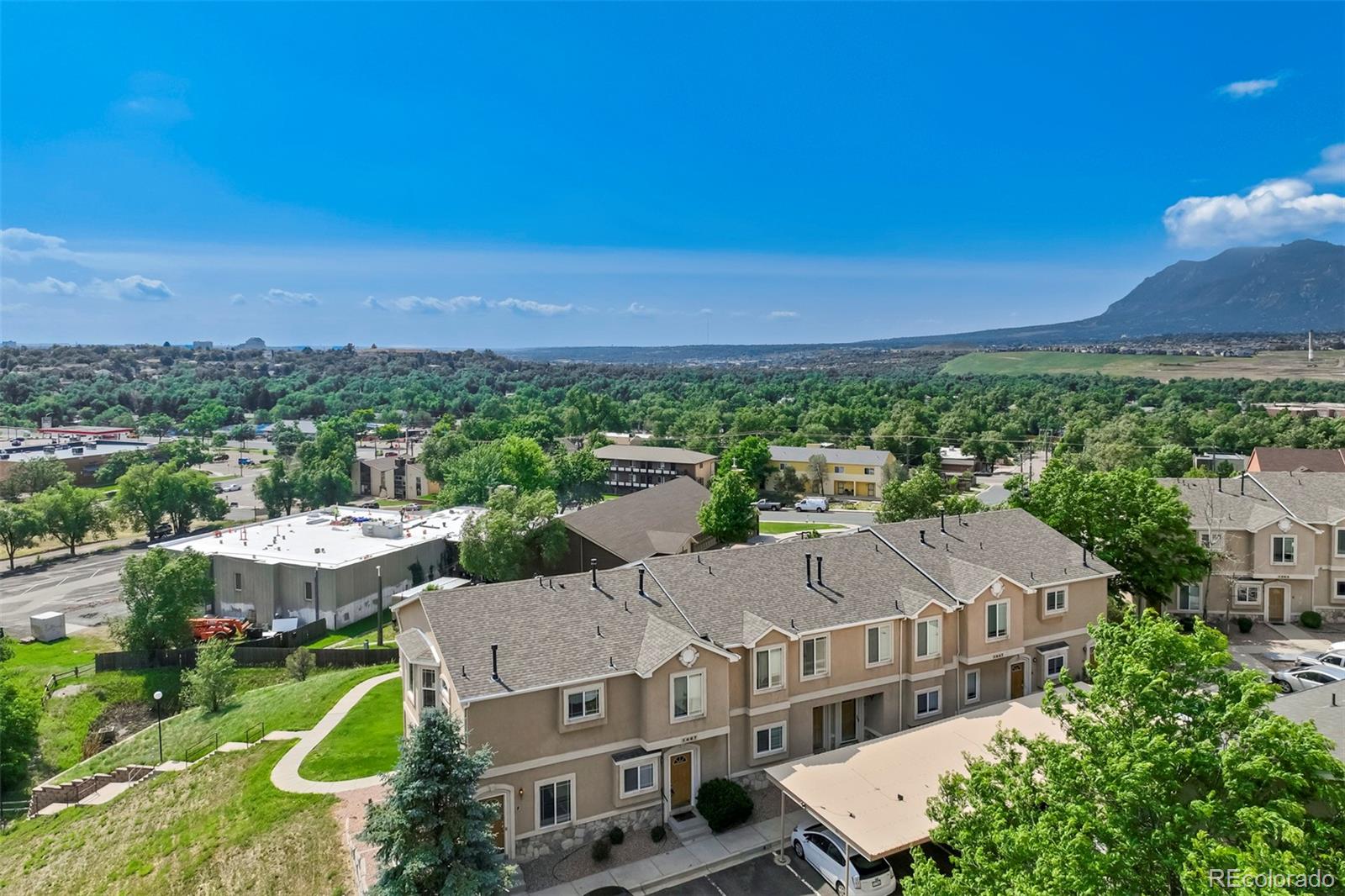 1447 Madison Ridge Heights, Colorado Springs CO 80904