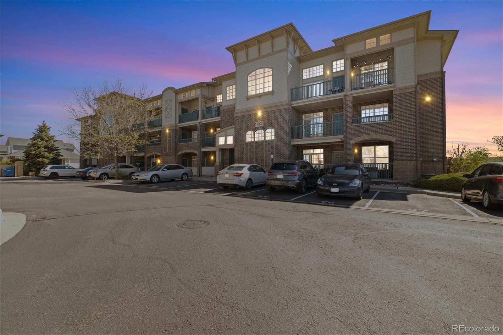 3890 S Dayton Street Unit 105, Aurora CO 80014