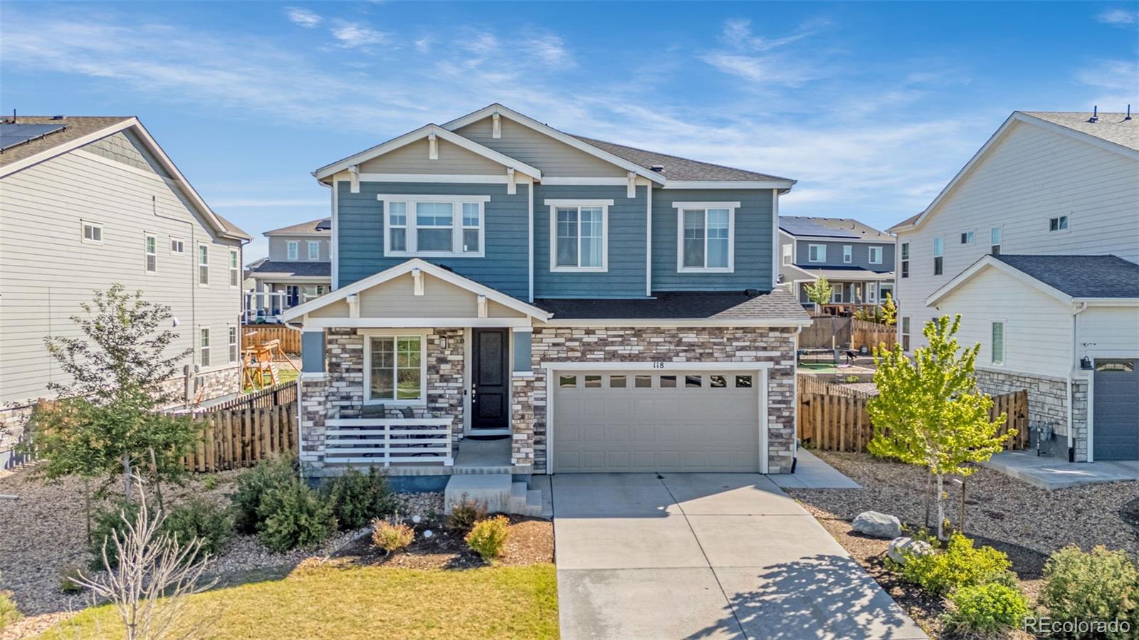 118 N Newcastle Way, Aurora CO 80018