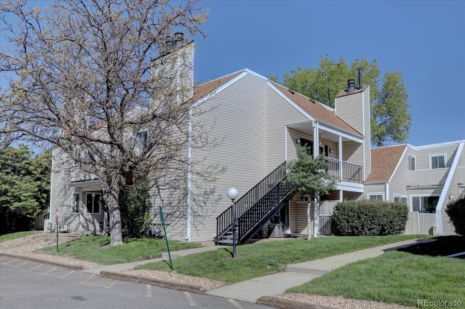 13633 E Yale Avenue Unit B, Aurora CO 80015