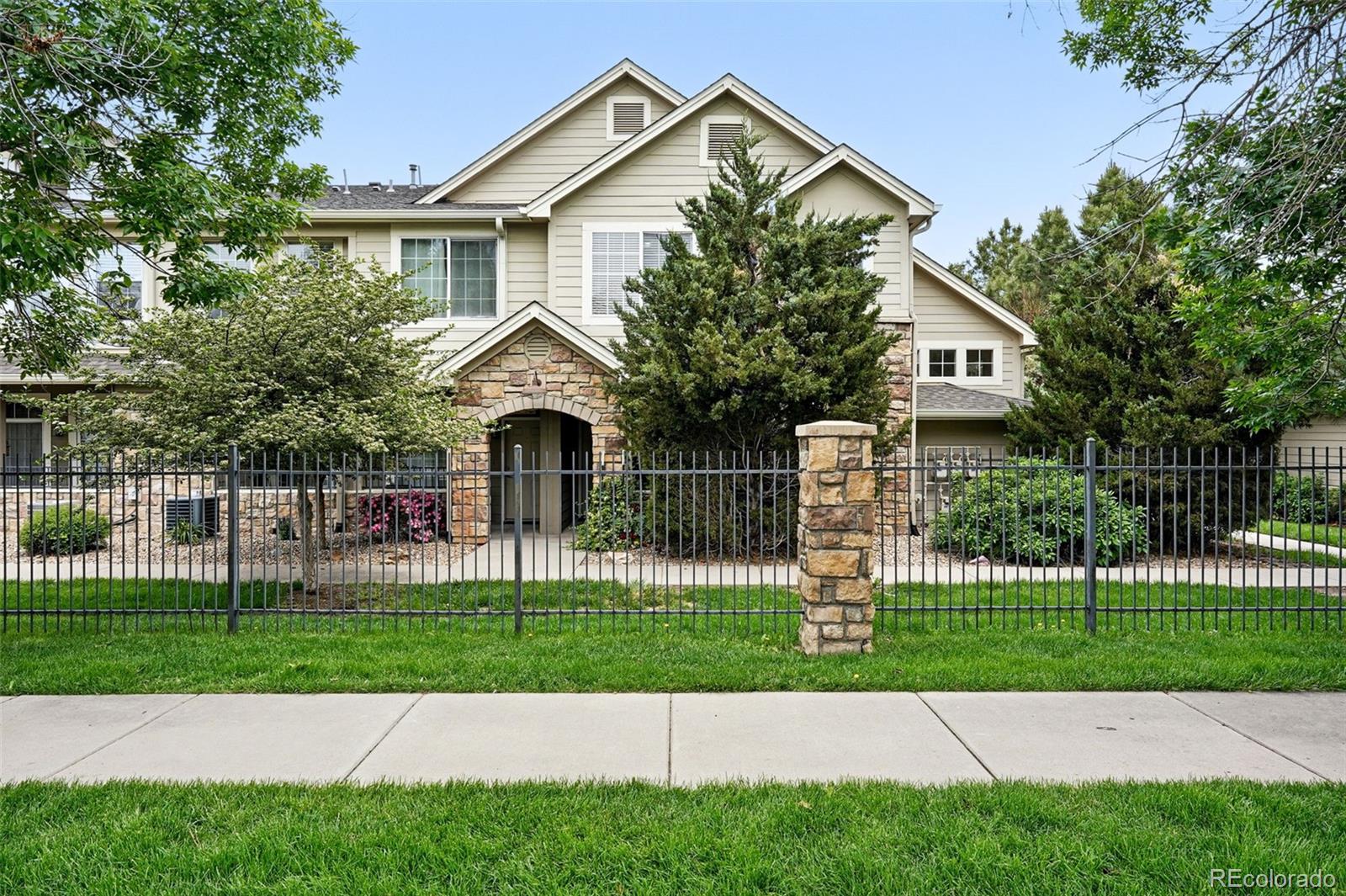 10010 E Gunnison Place Unit 707, Aurora CO 80247