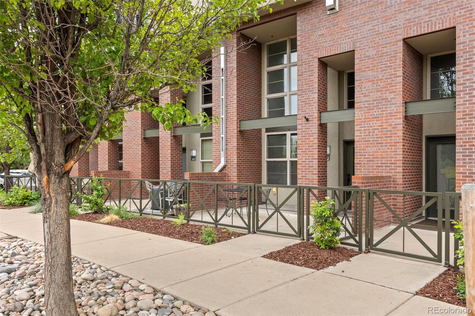 7700 E 29th Avenue Unit 102, Denver CO 80238