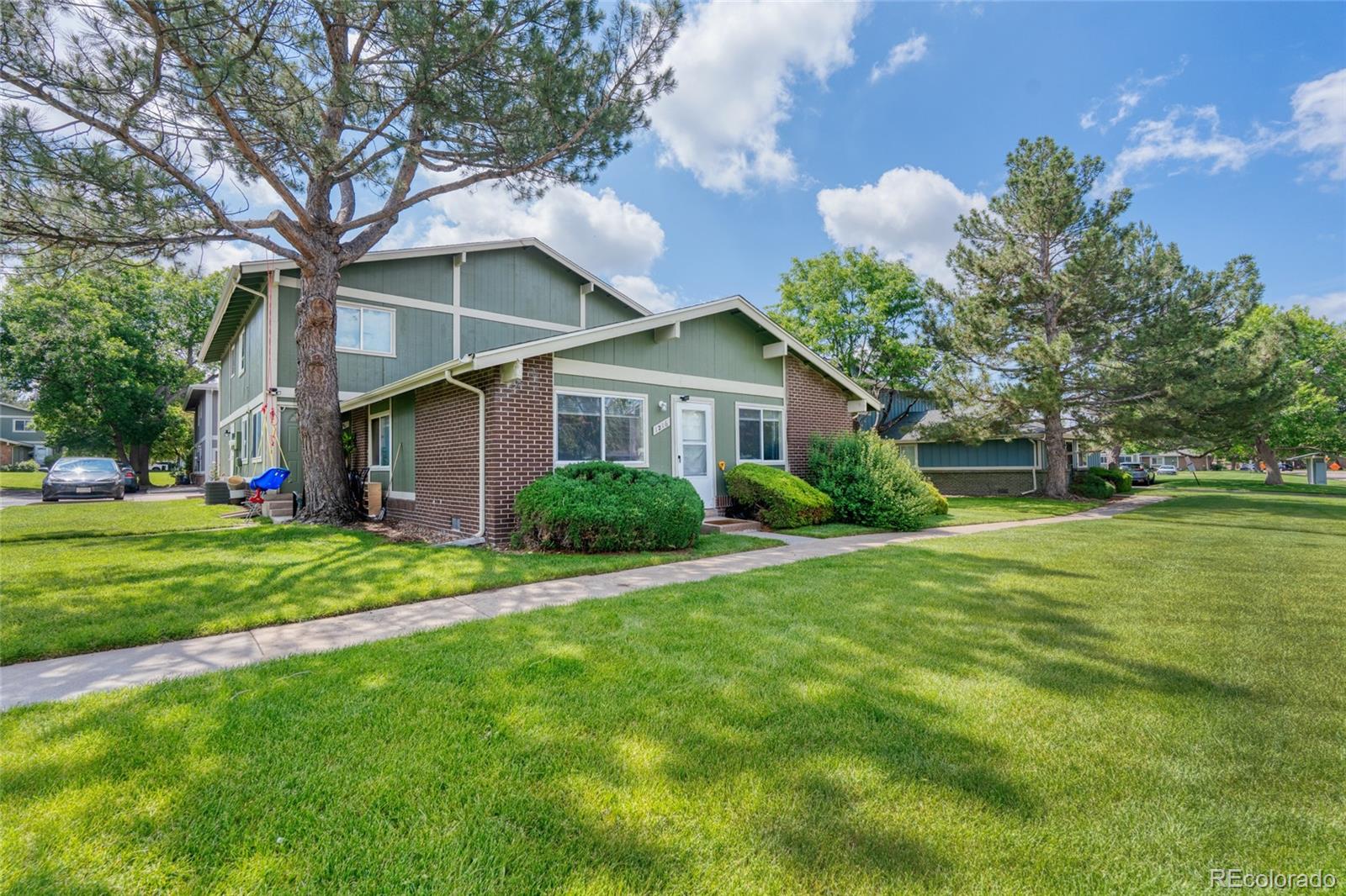 1216 S Uvalda Street, Aurora CO 80012