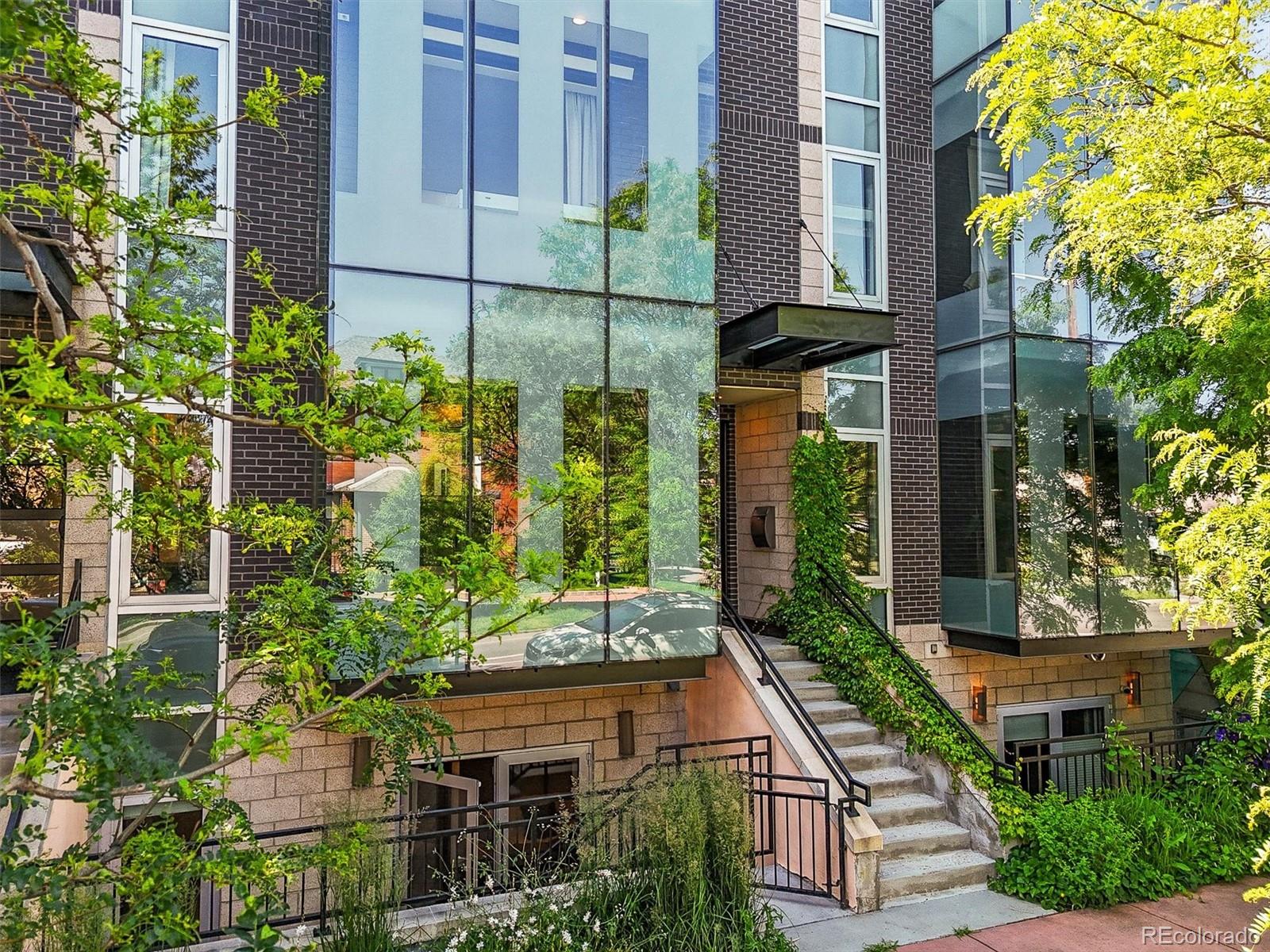 2565 Champa Street, Denver CO 80205