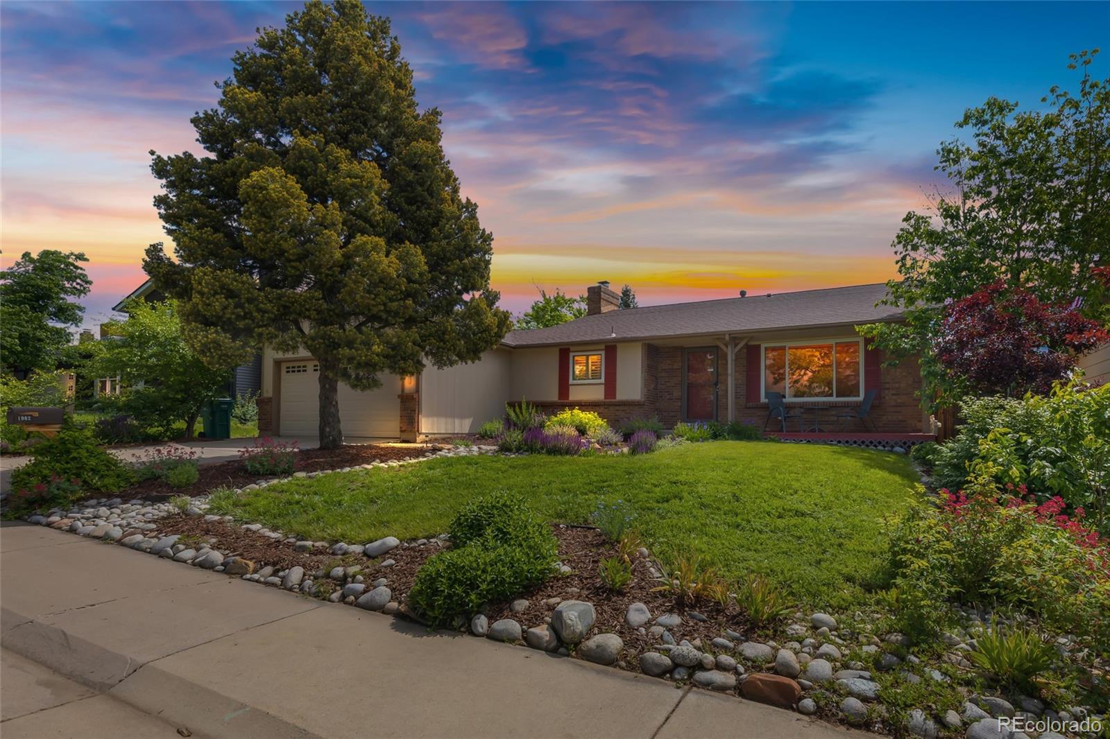 1982 S Truckee Street, Aurora CO 80013