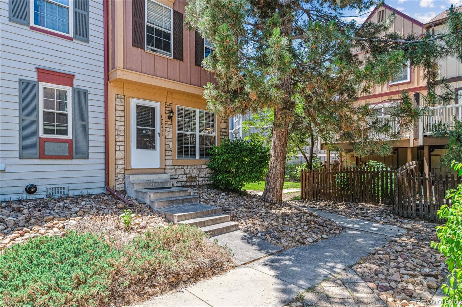 12059 E Hoye Drive, Aurora CO 80012