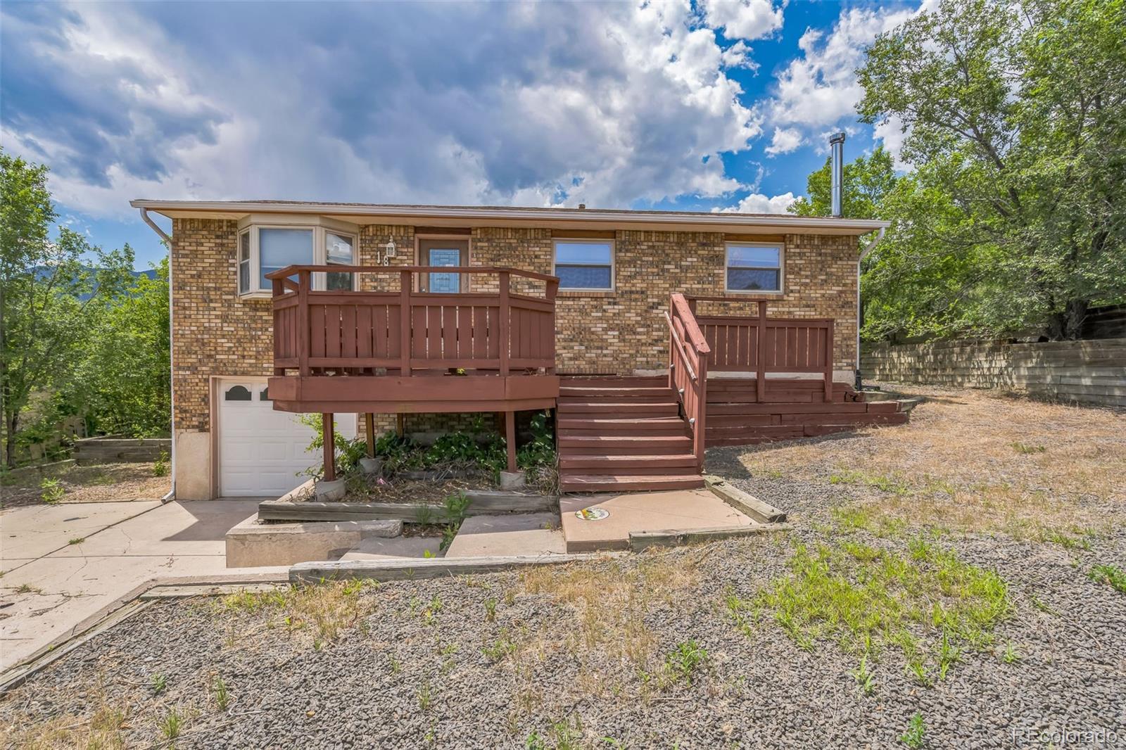 18 Clover Circle, Colorado Springs CO 80906