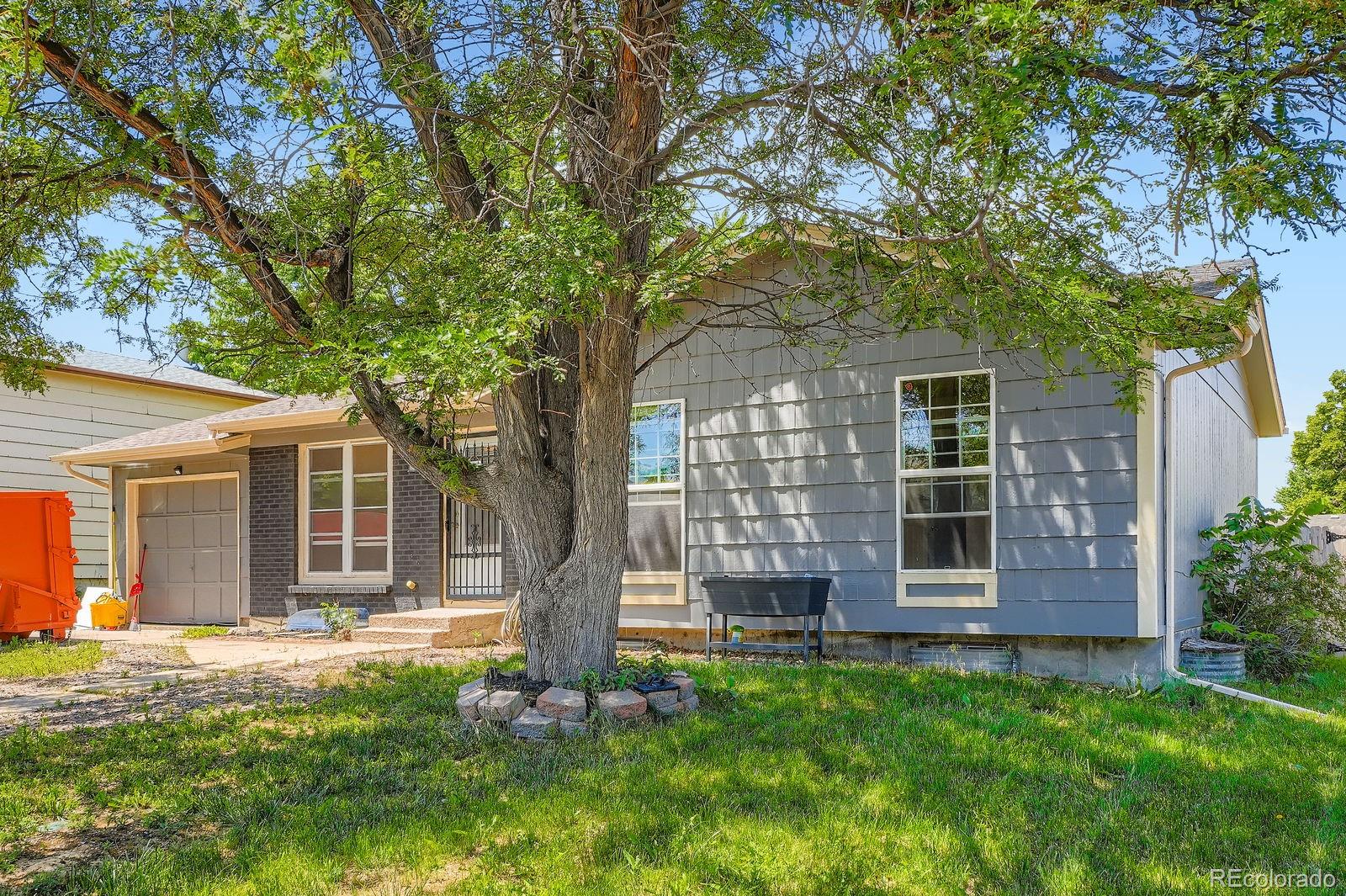 2615 S Laredo Court, Aurora CO 80013