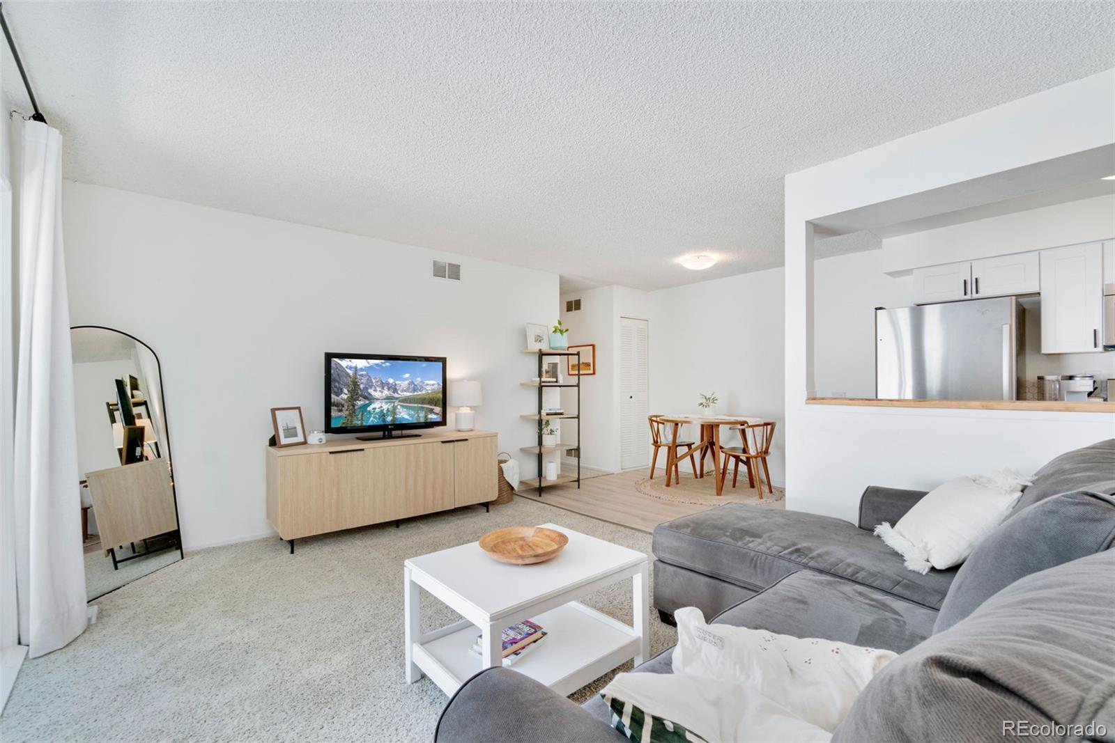 9255 E Lehigh Avenue Unit 208, Denver CO 80237