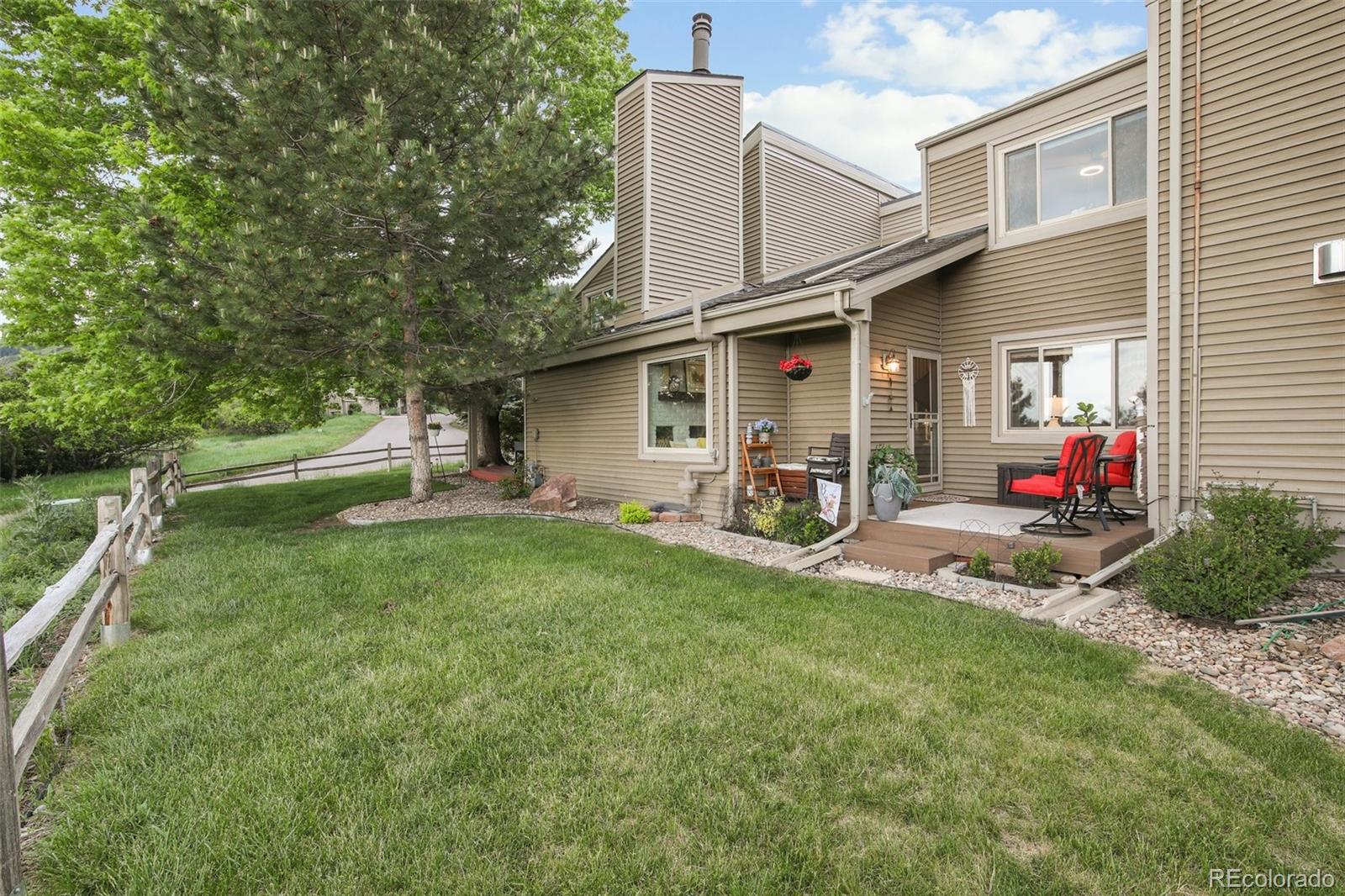 6948 Buckskin Drive, Littleton CO 80125