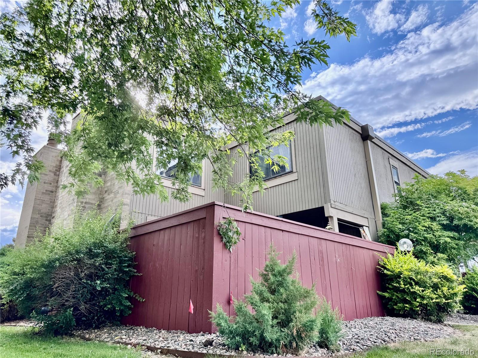 1151 S Yosemite Way Unit 27, Denver CO 80247